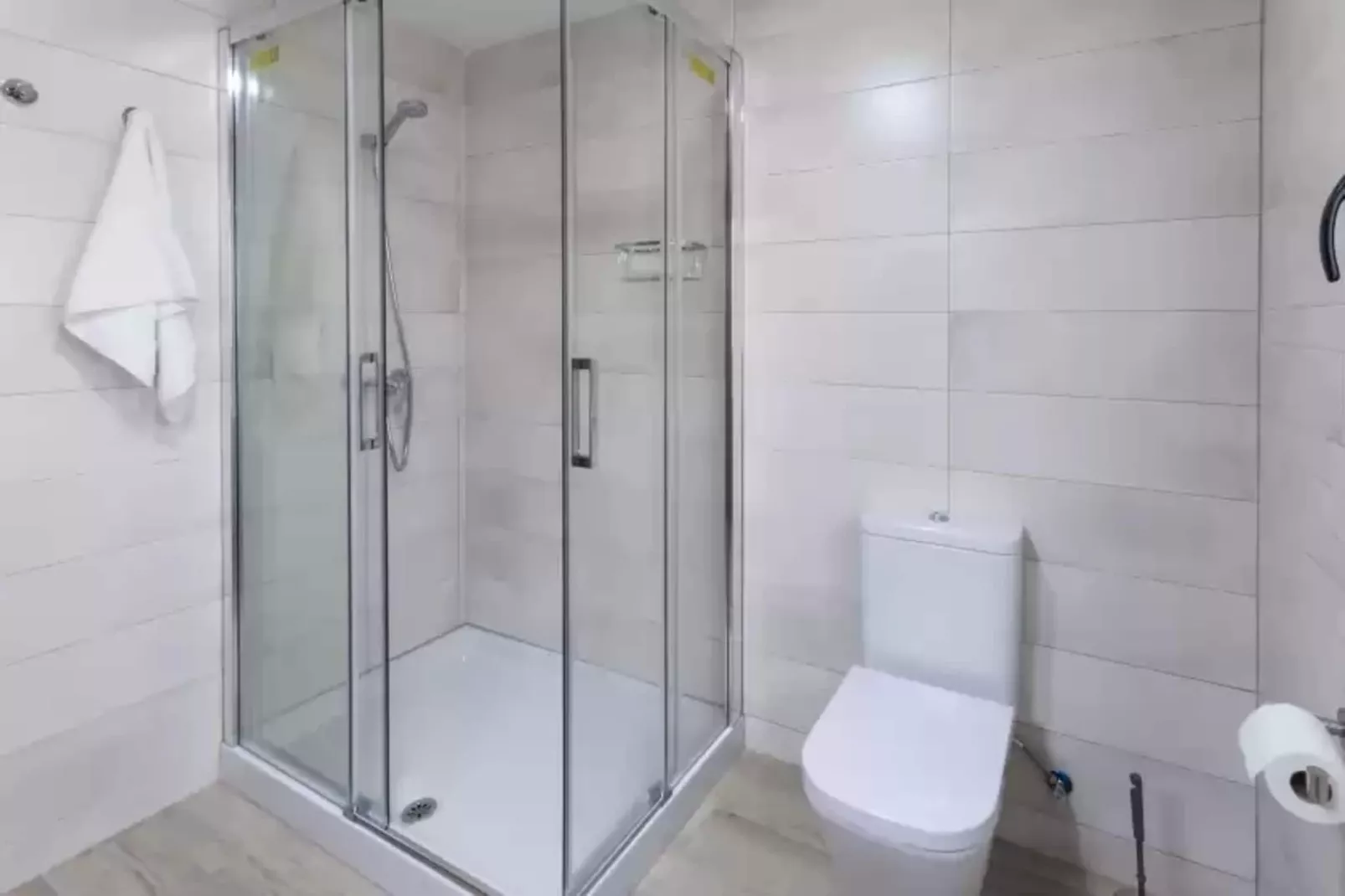 Portilet-Bathroom