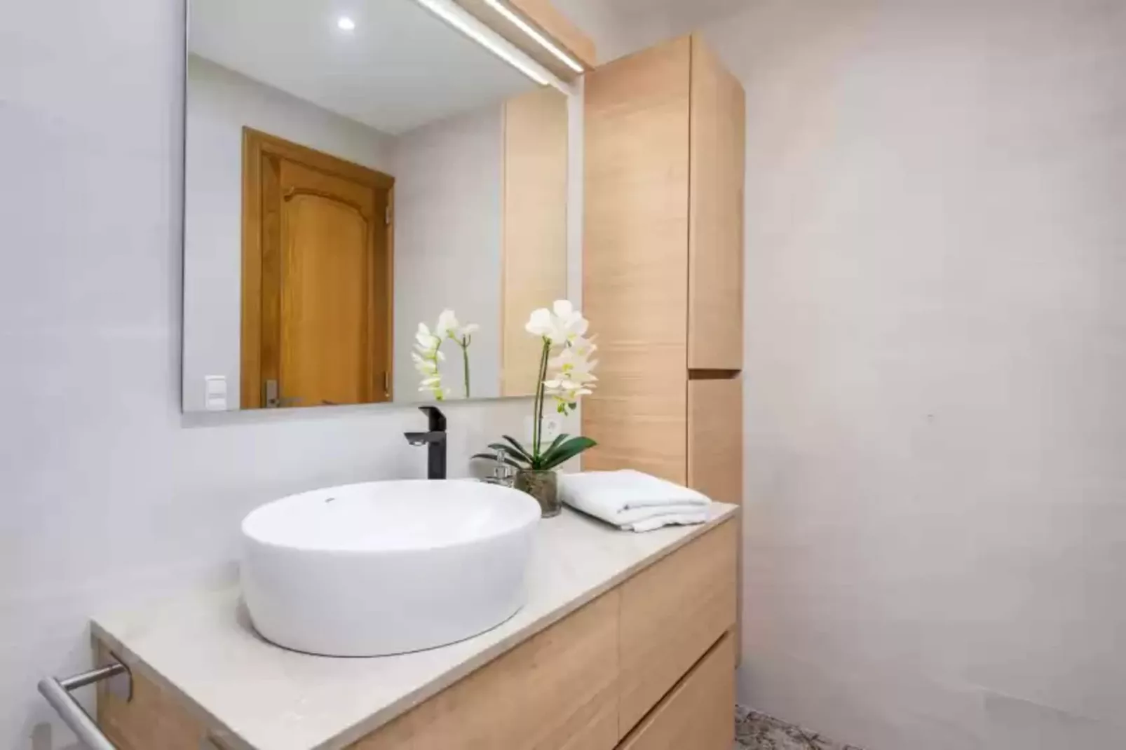 Villa Isabel-Bathroom