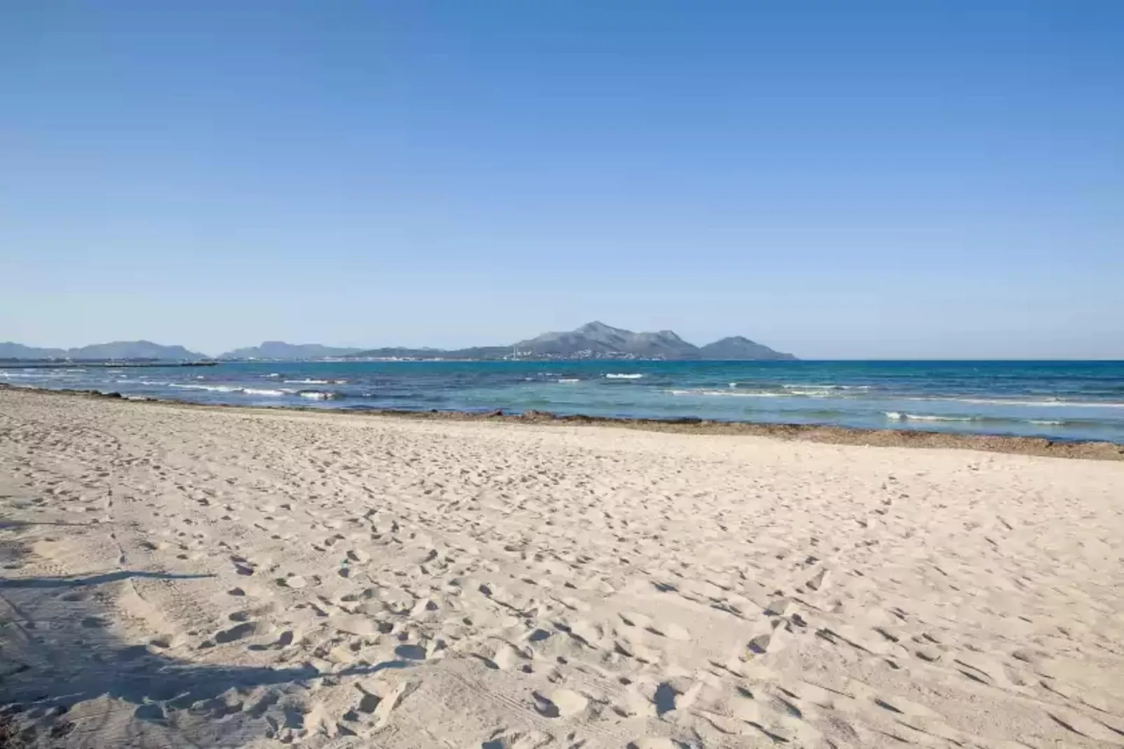 Villa Isabel-Areas summer 1km