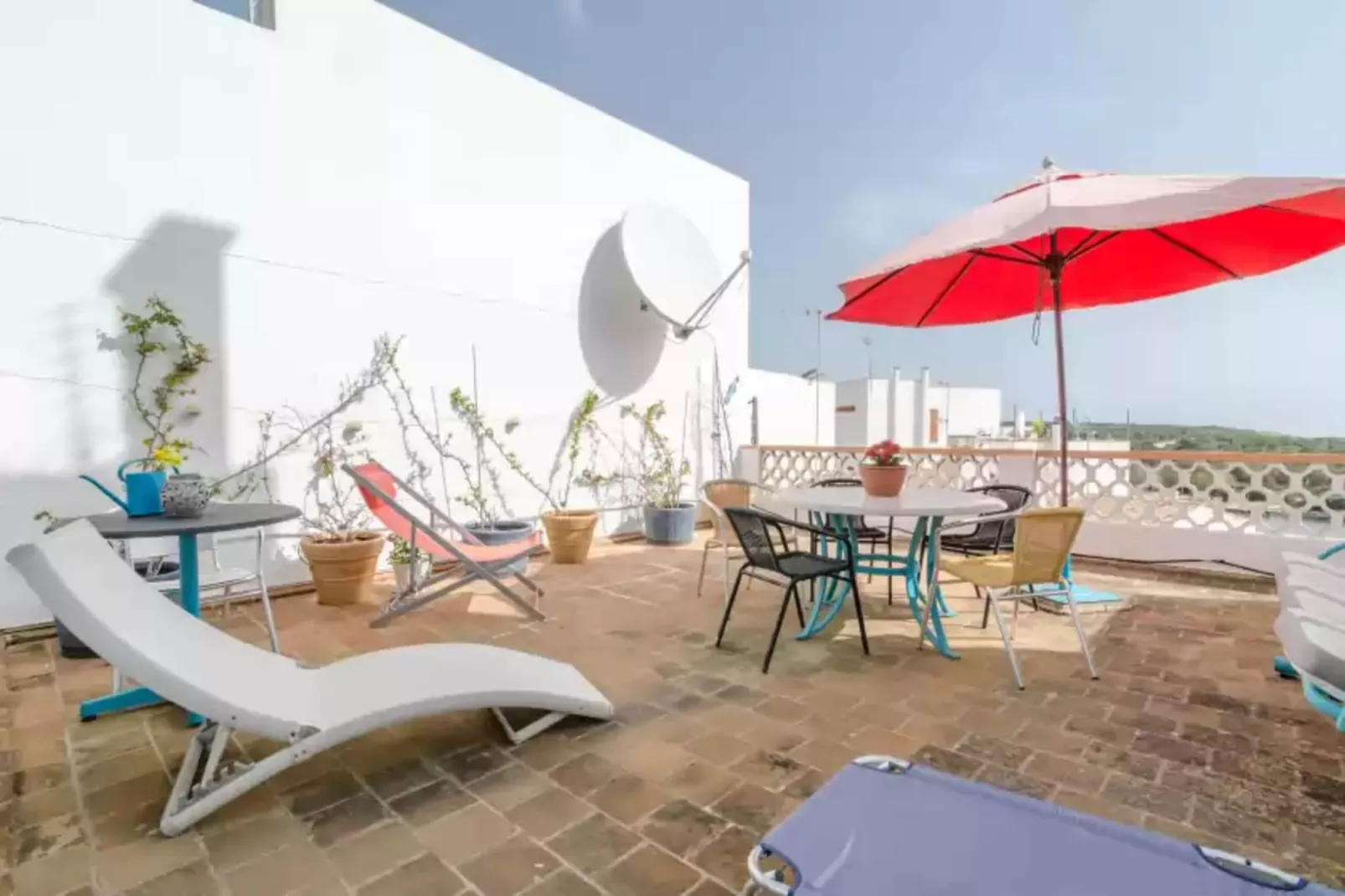 Cas Faroler-Terrace balcony