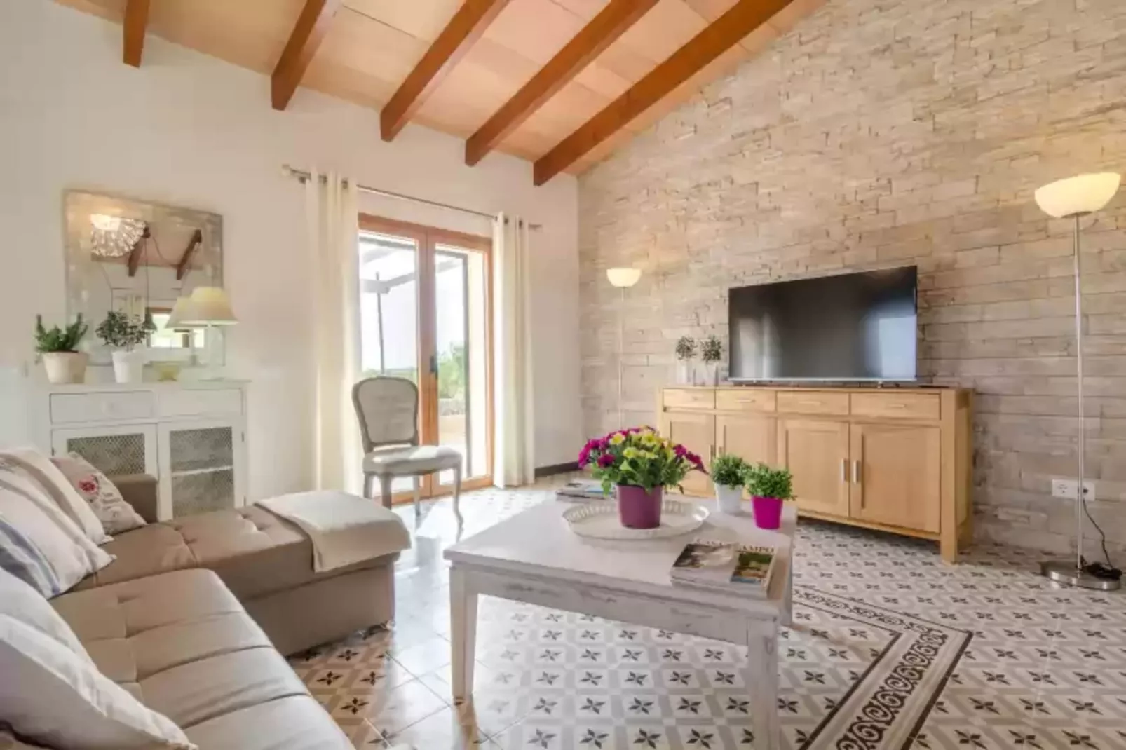 Can Xesquet (pleta Morell)-Living room