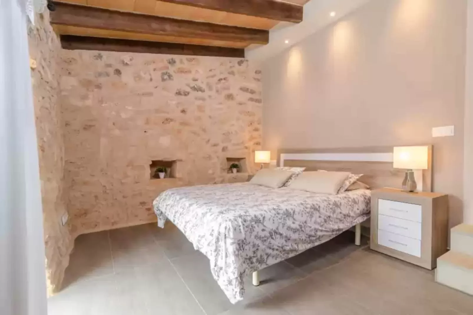 Can Xesquet (pleta Morell)-Bedroom