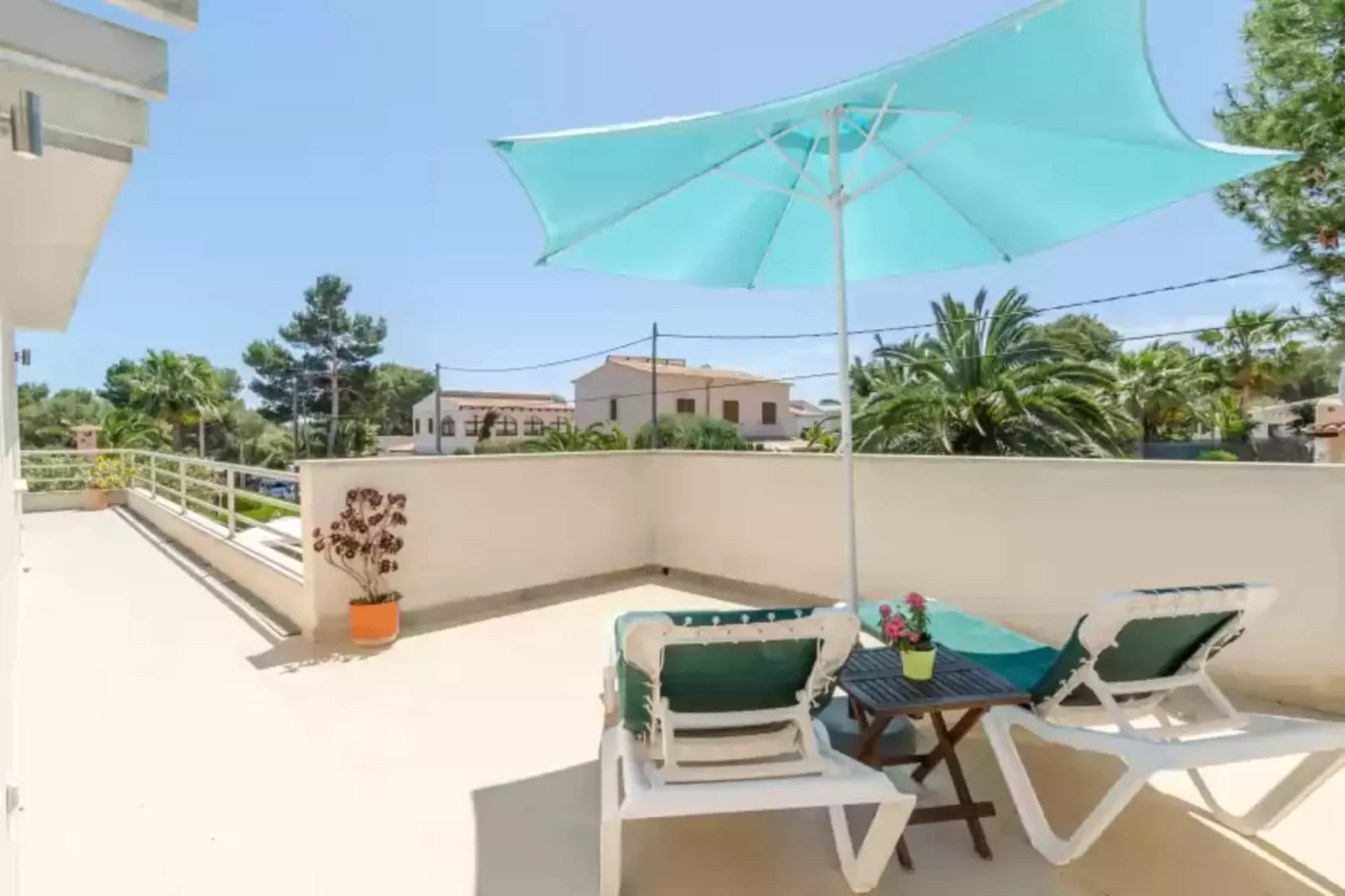 Xalet S'escaleta-Terrace balcony