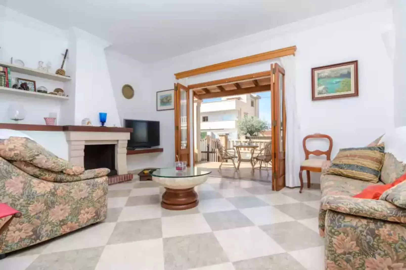 Es Port-Living room
