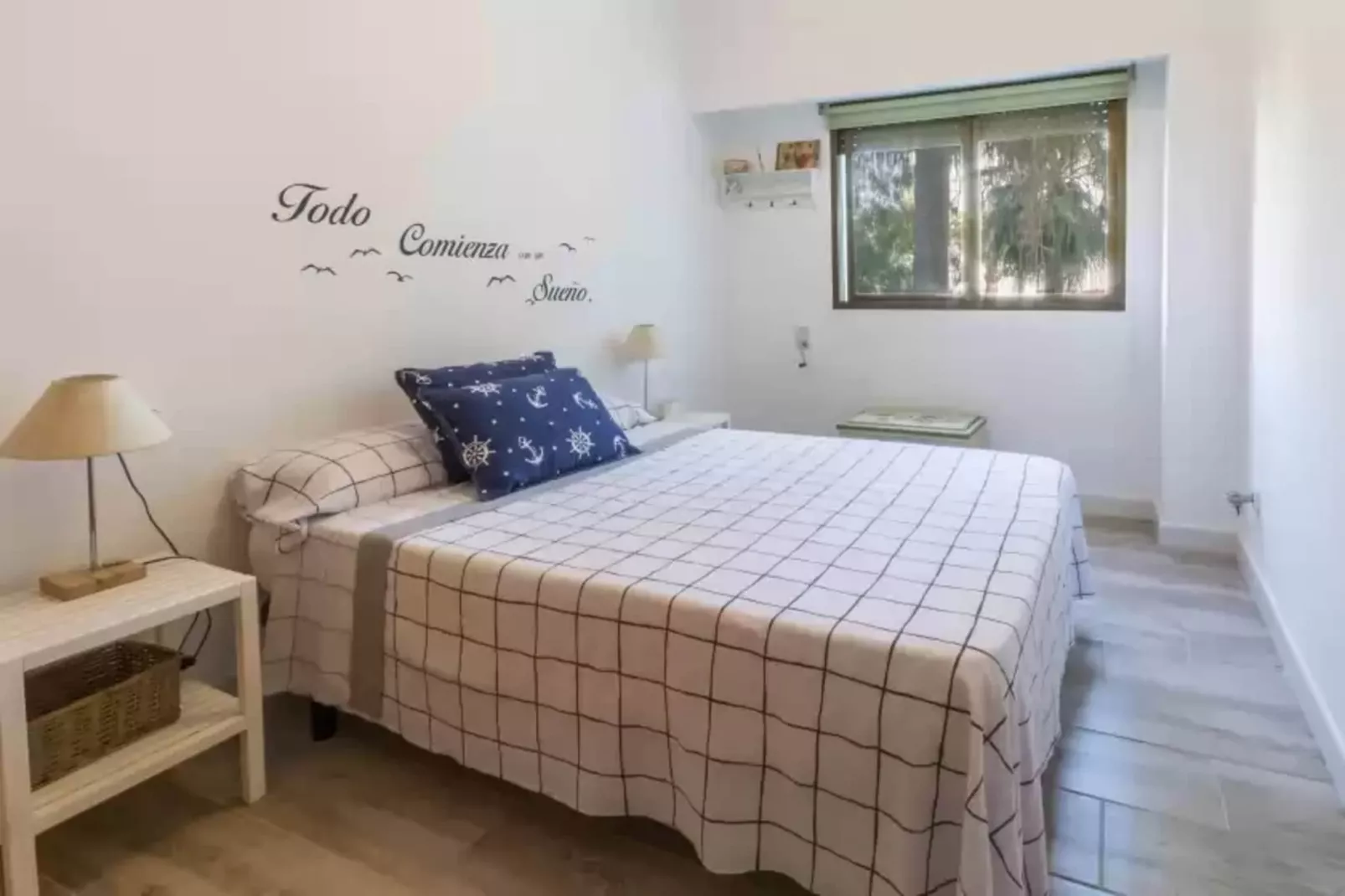 Caramelet-Bedroom