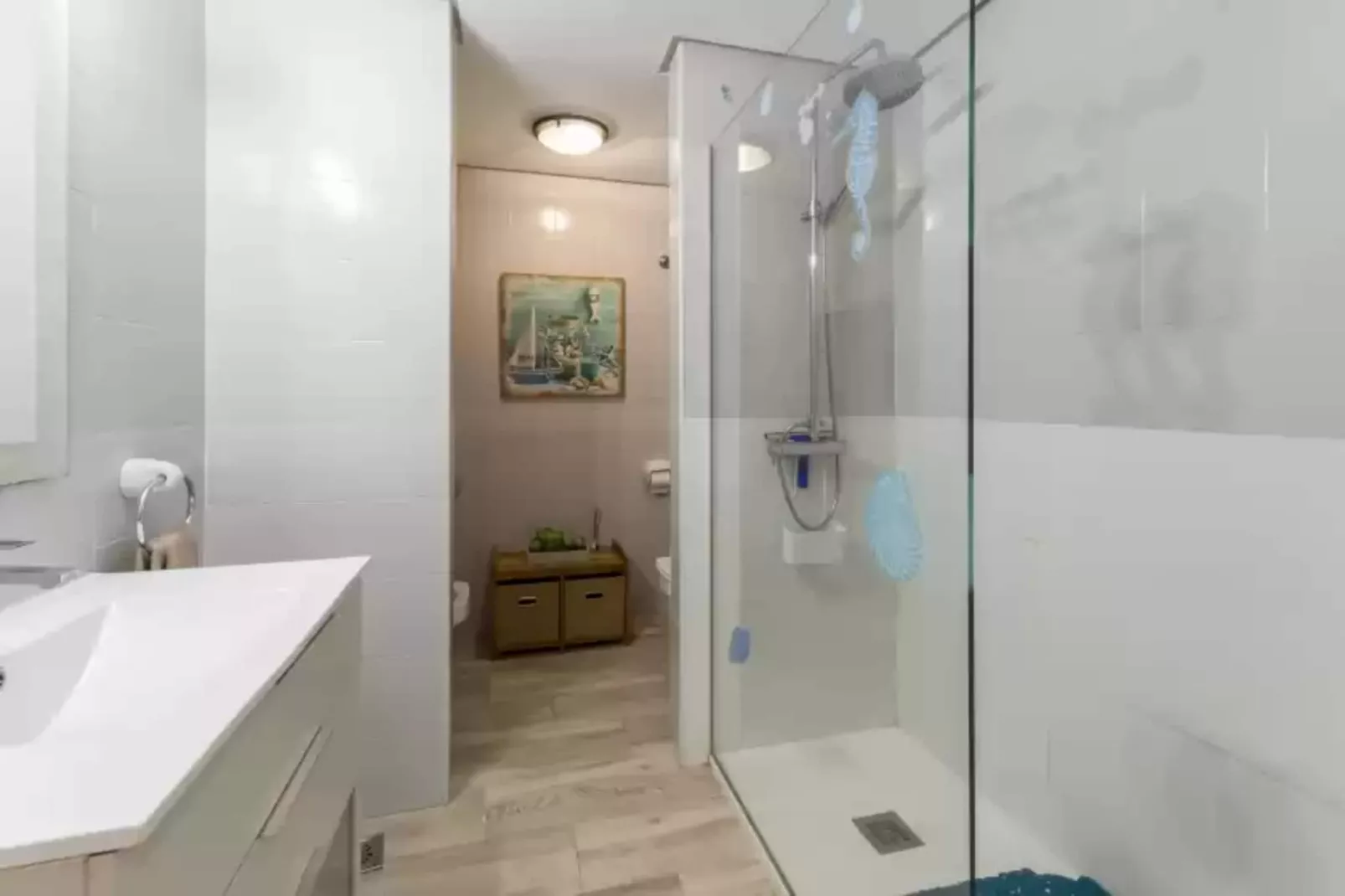 Caramelet-Bathroom