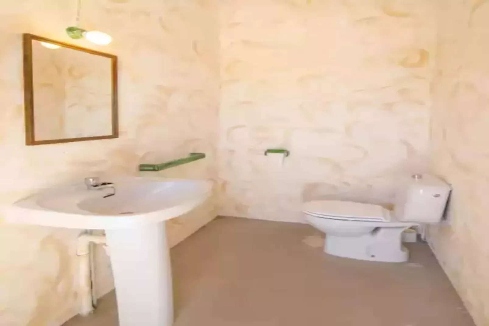 Finca Son Colom-Bathroom