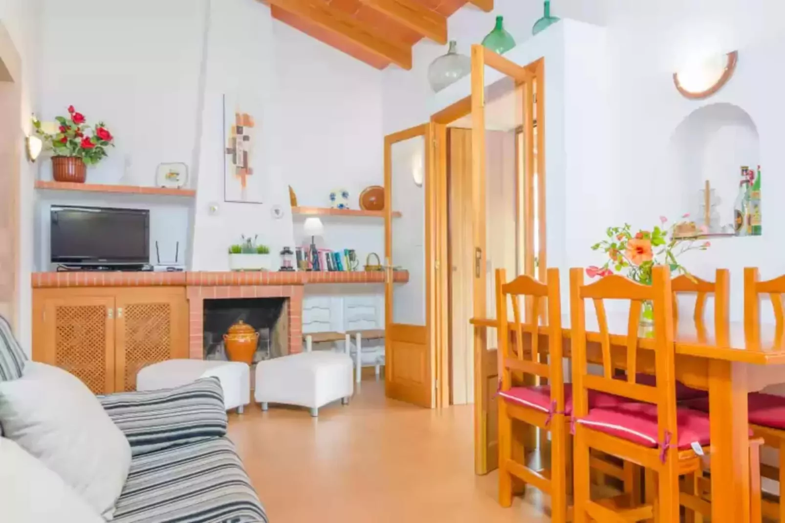 Cas General-Living room