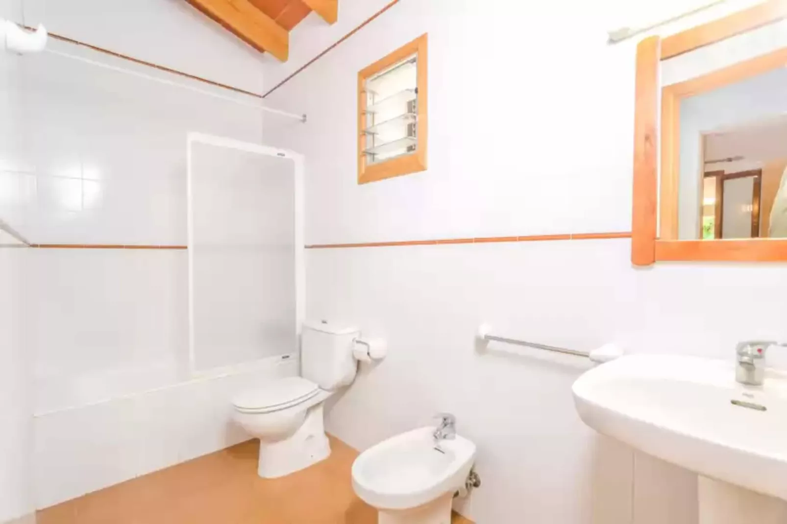 Cas General-Bathroom