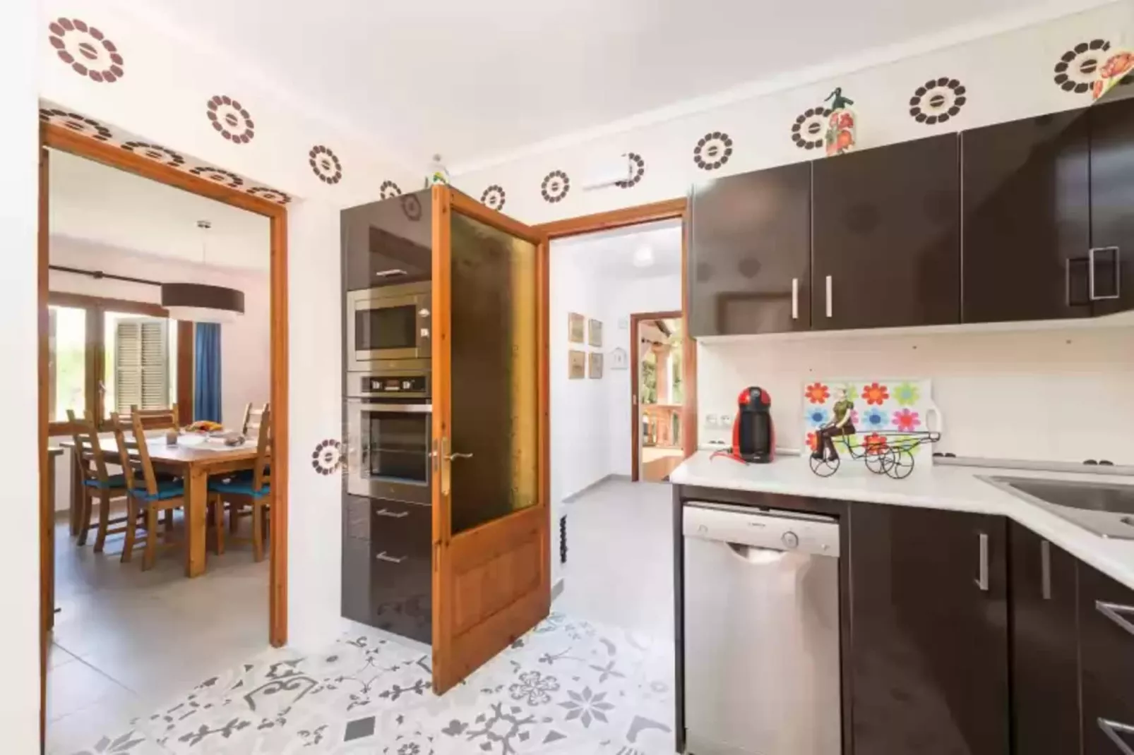 Can Caimari-Kitchen