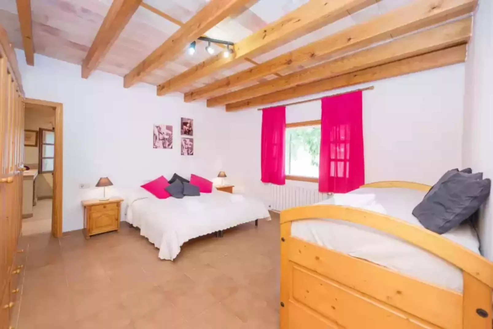 Can Dato-Bedroom