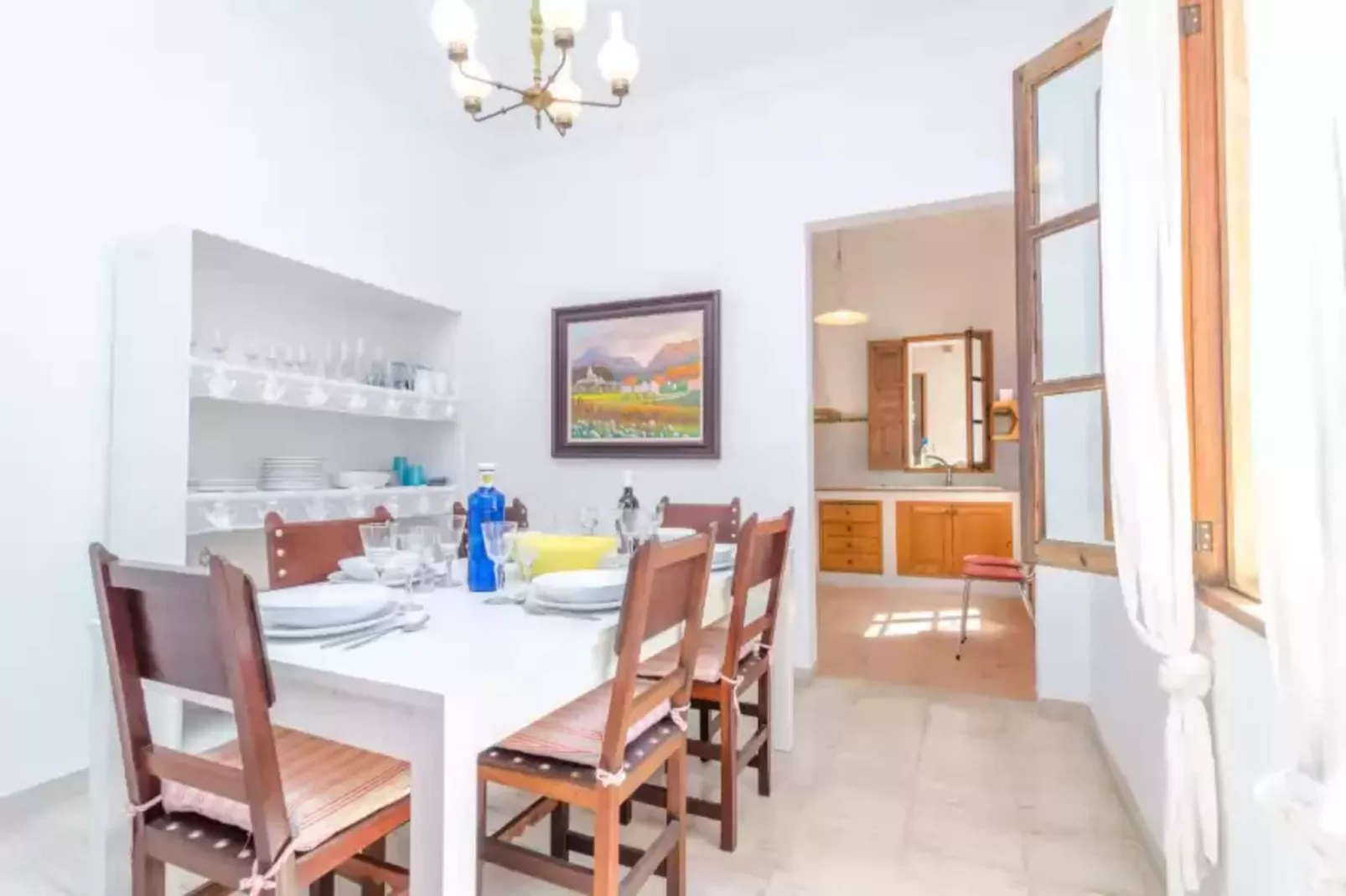 Can Romaguera-Dining room