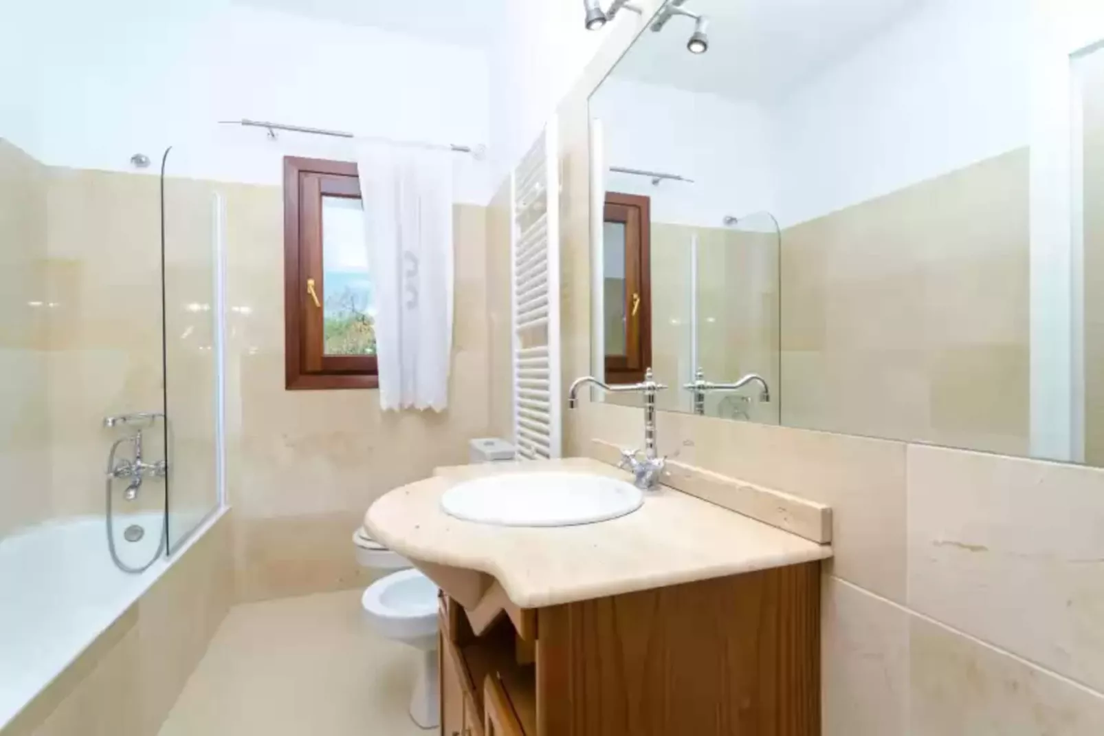 Can Teco-Bathroom