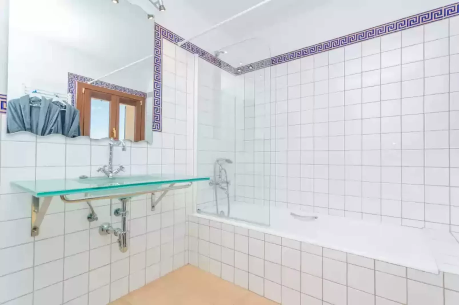 Can Teco-Bathroom