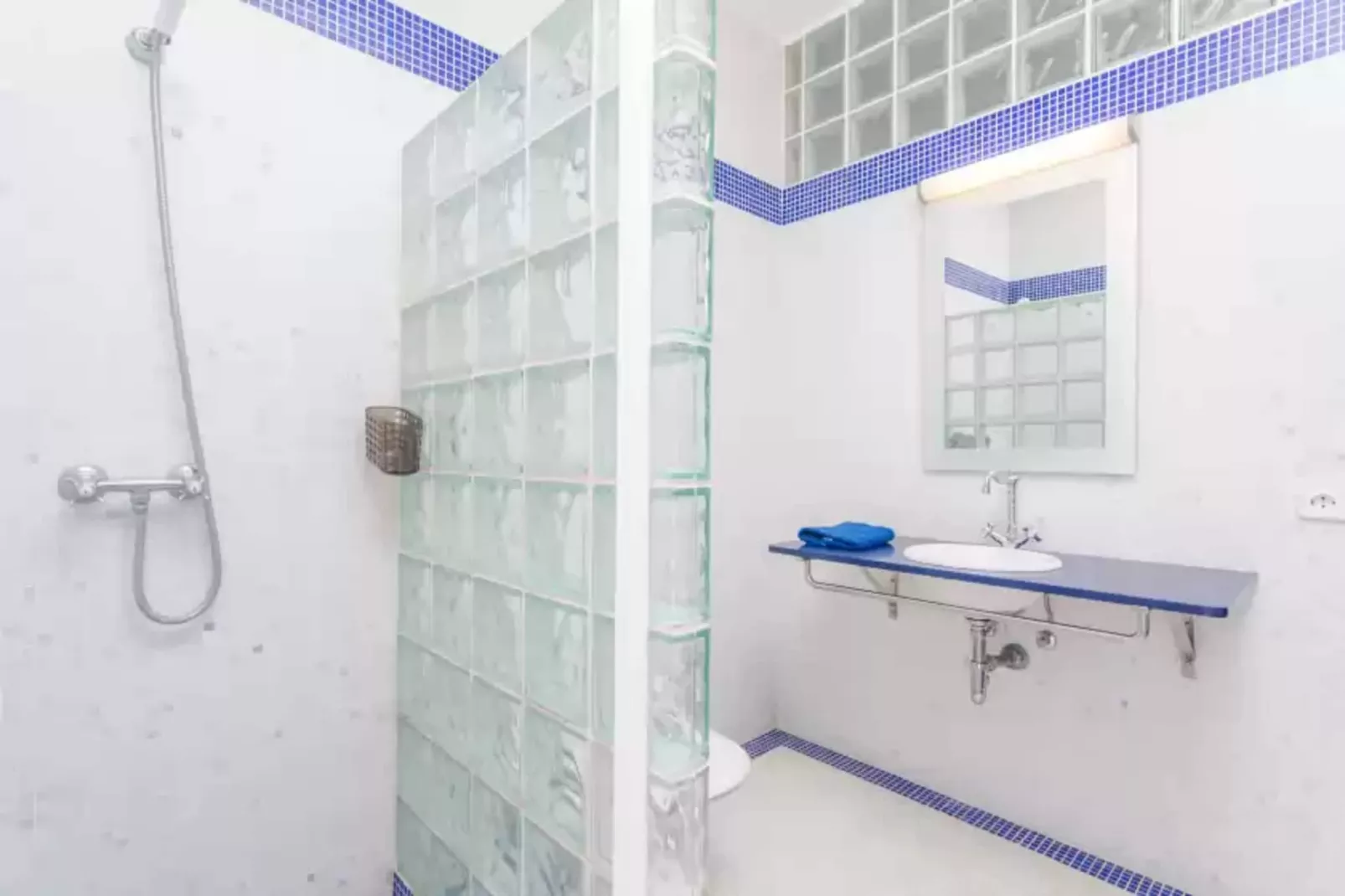 Can Teco-Bathroom