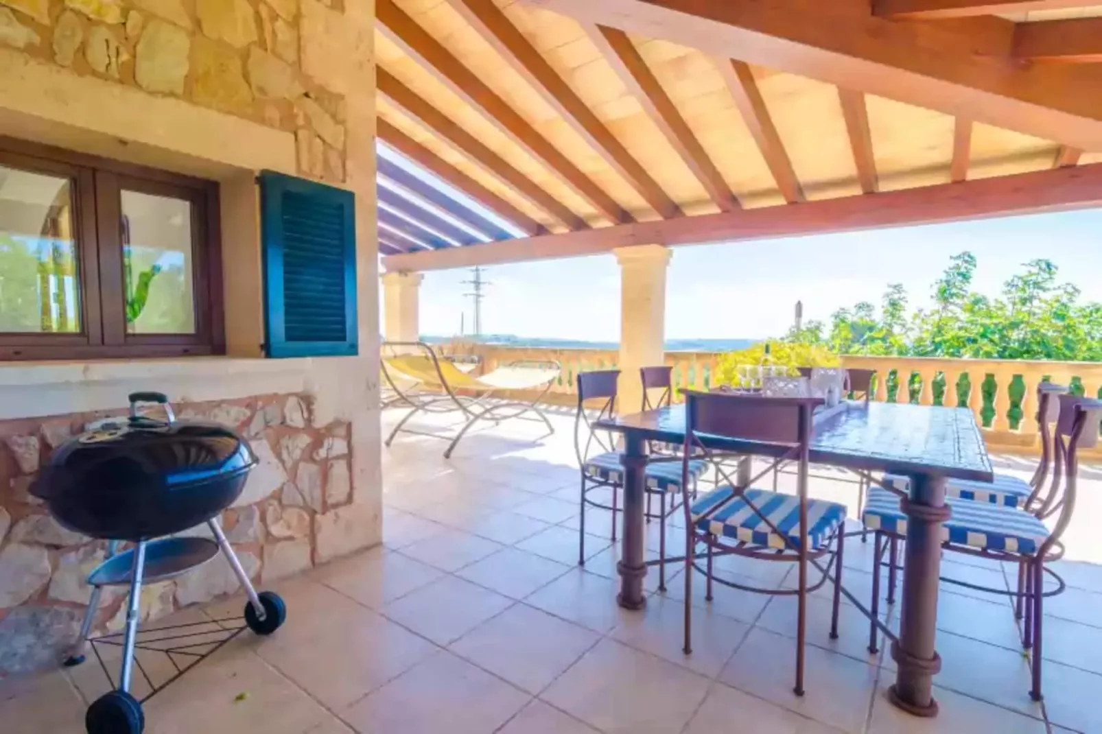 Can Teco-Terrace balcony