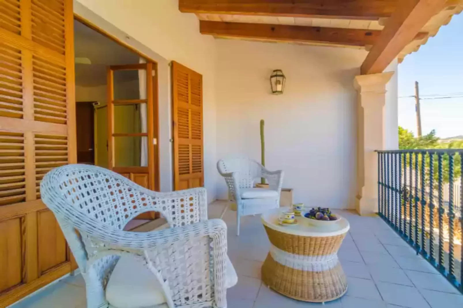 Can Boira-Terrace balcony