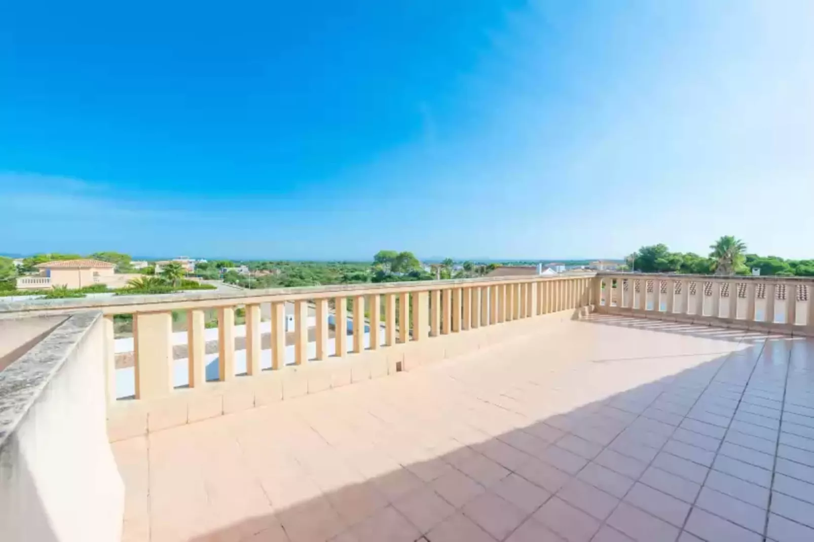 Espaiosa-Terrace balcony