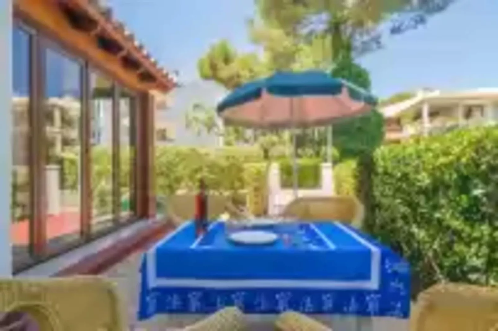 Encinas 1-Terrassenbalkon