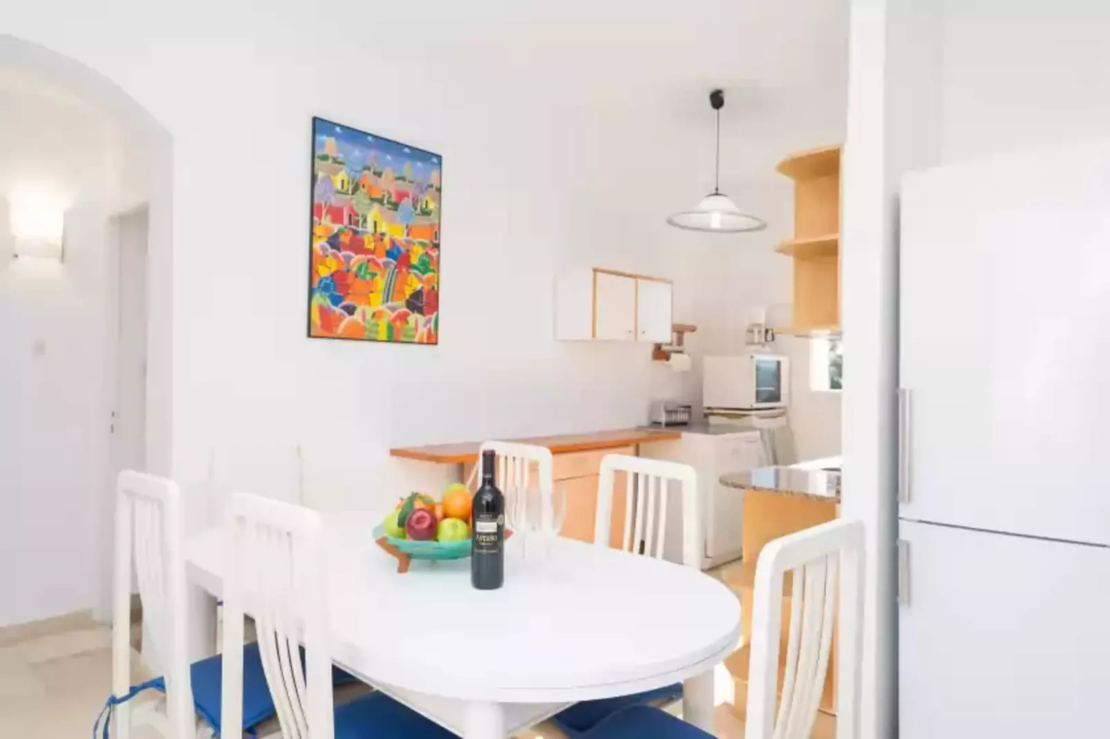Xarus 2-Dining room