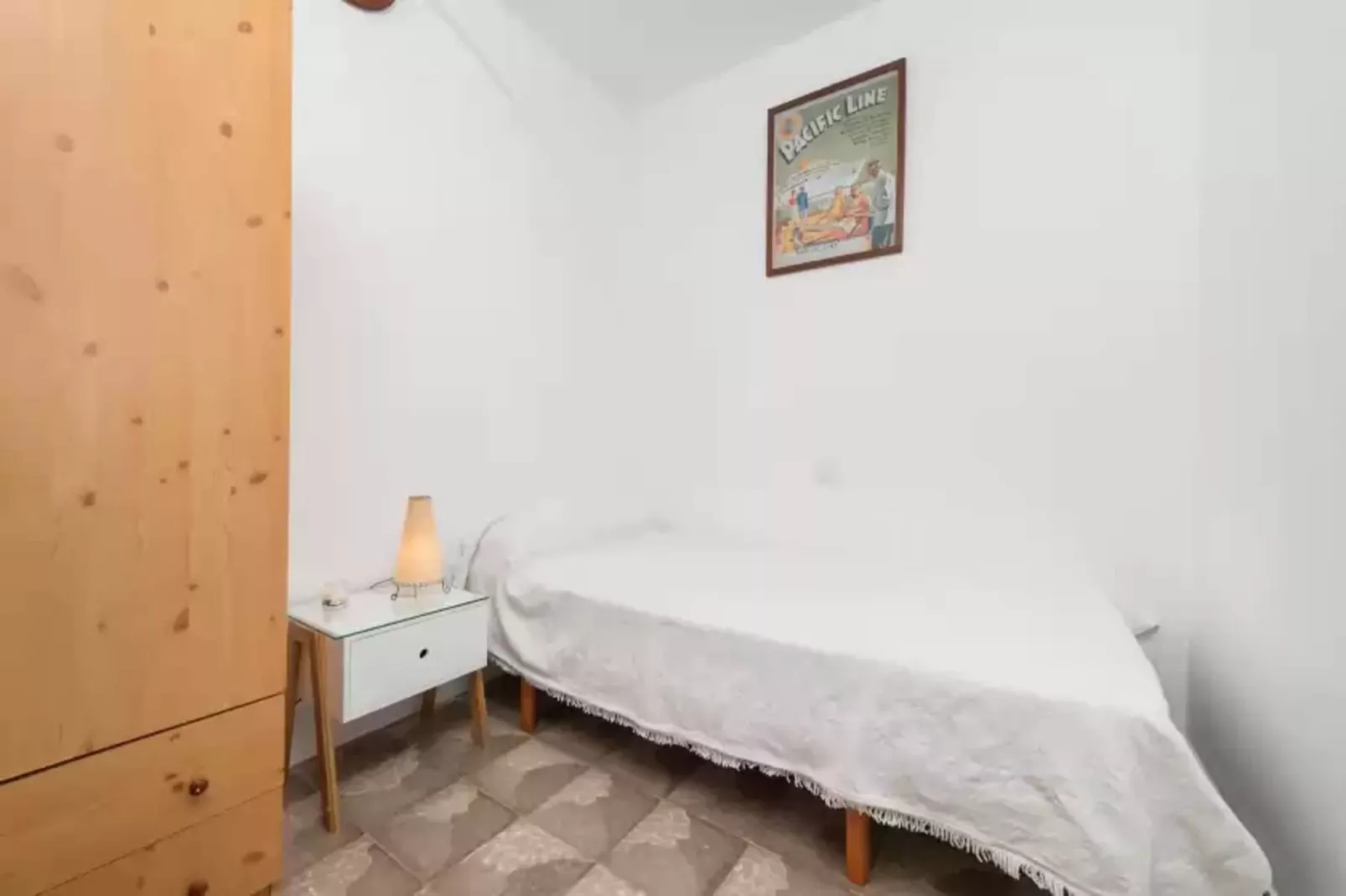 Xarus 2-Bedroom