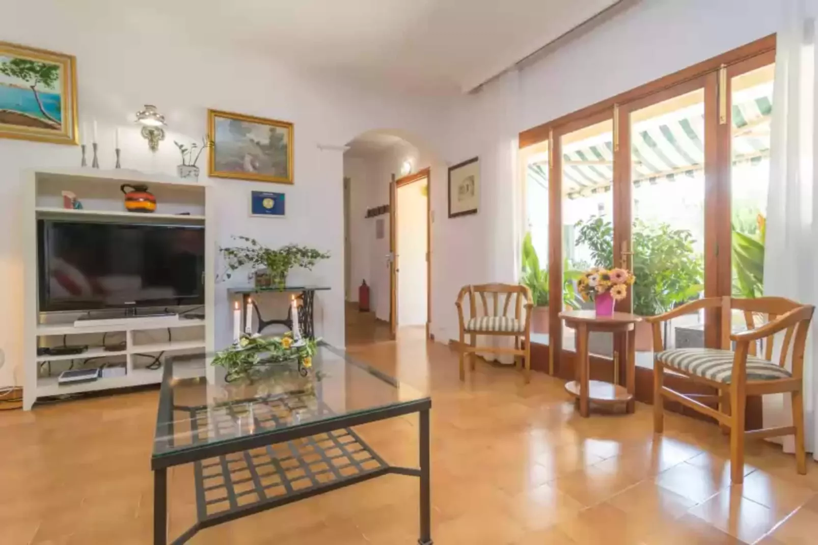 El Pradillo-Living room