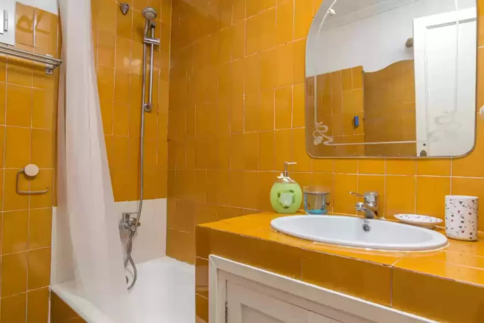 El Pradillo-Bathroom