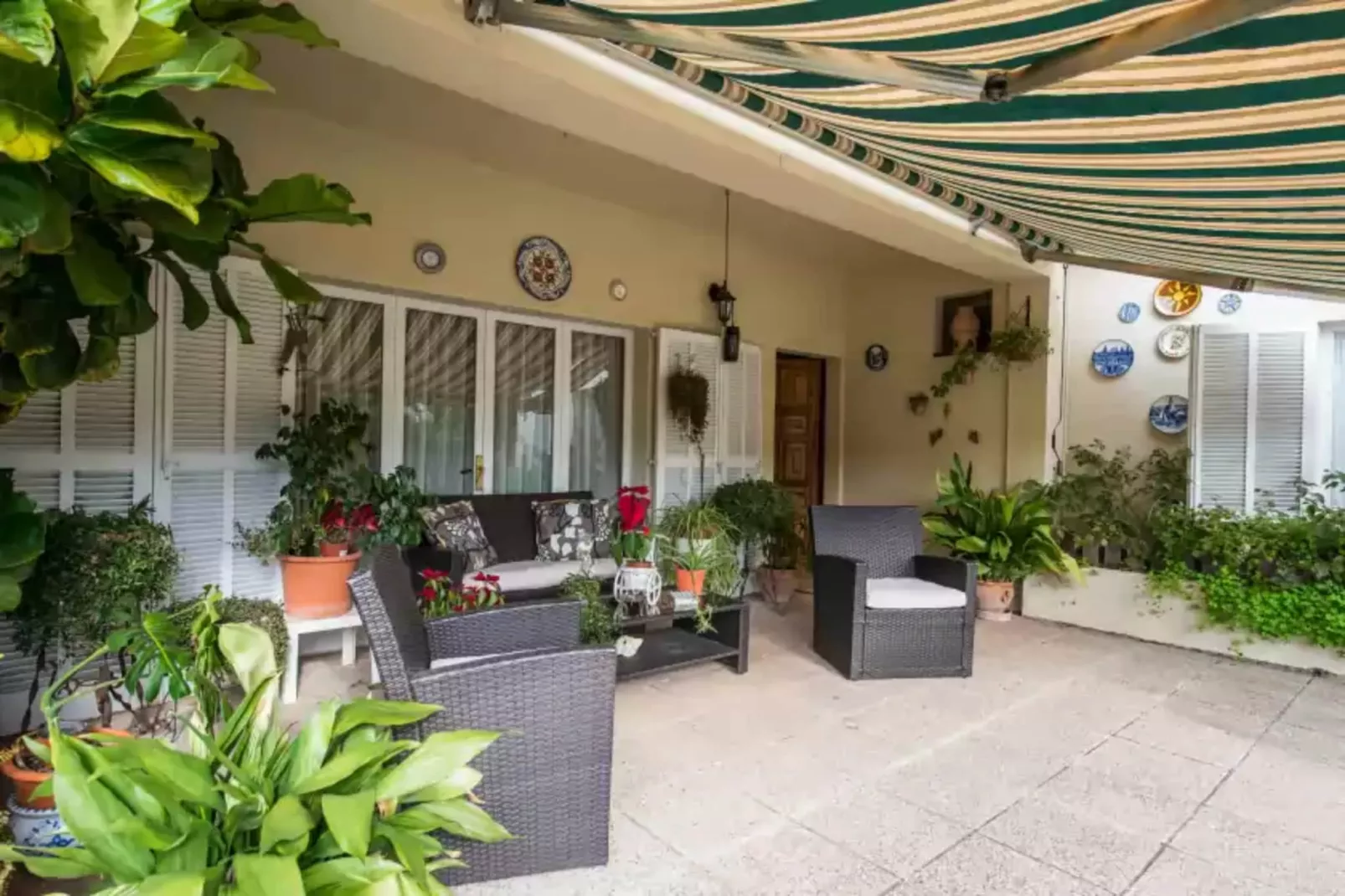 El Pradillo-Terrace balcony