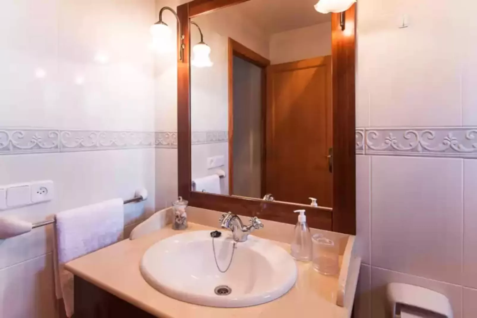 Son Morro-Bathroom