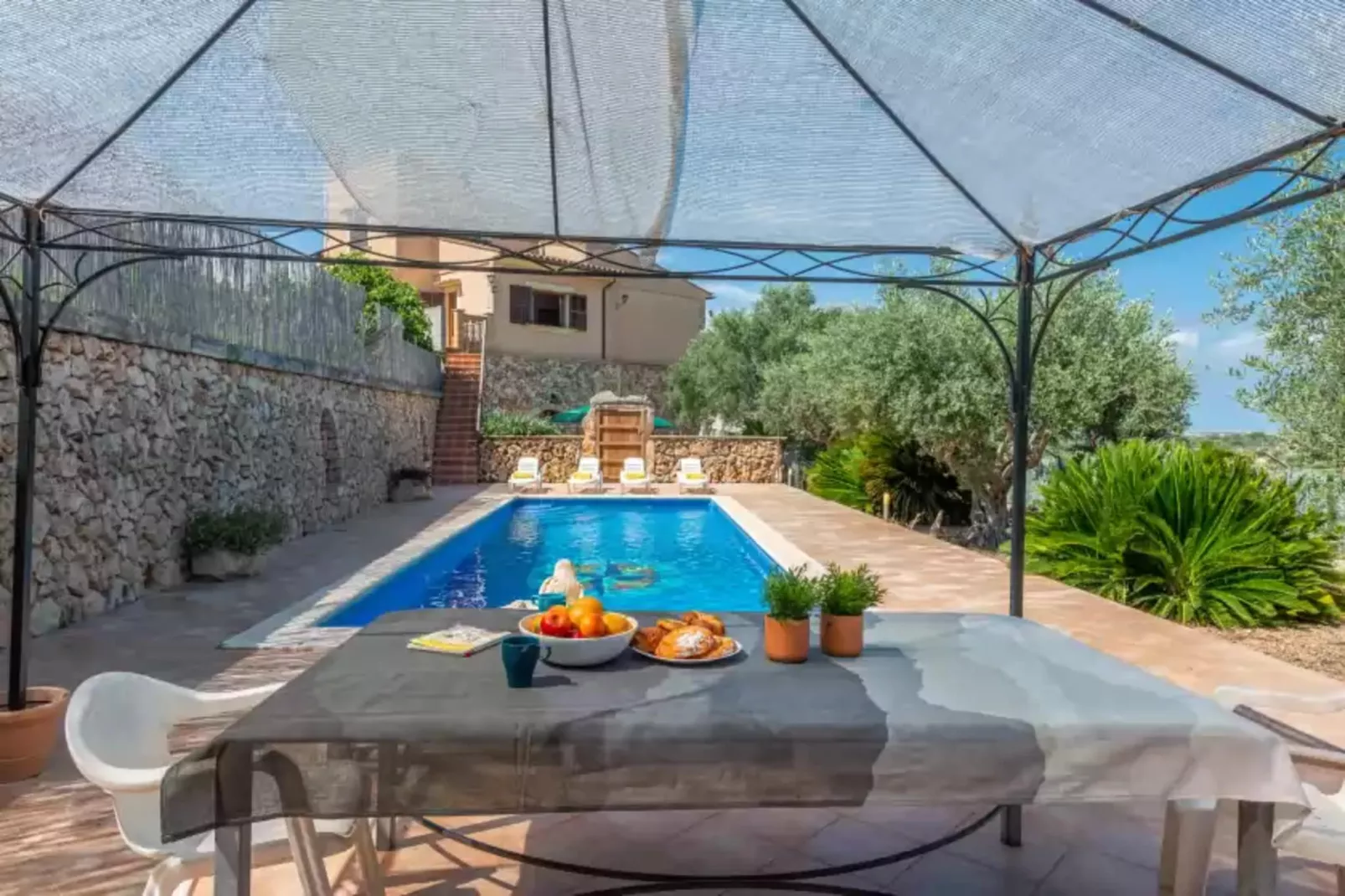 Can Kalet-Pool
