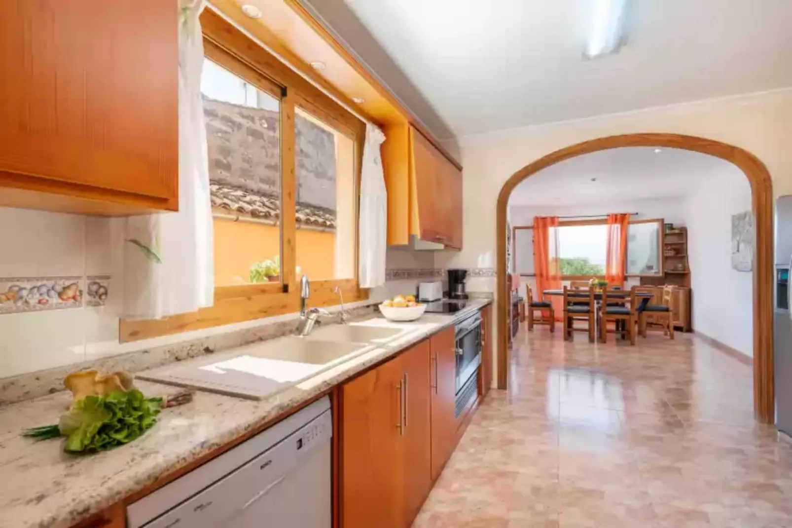 Can Kalet-Kitchen