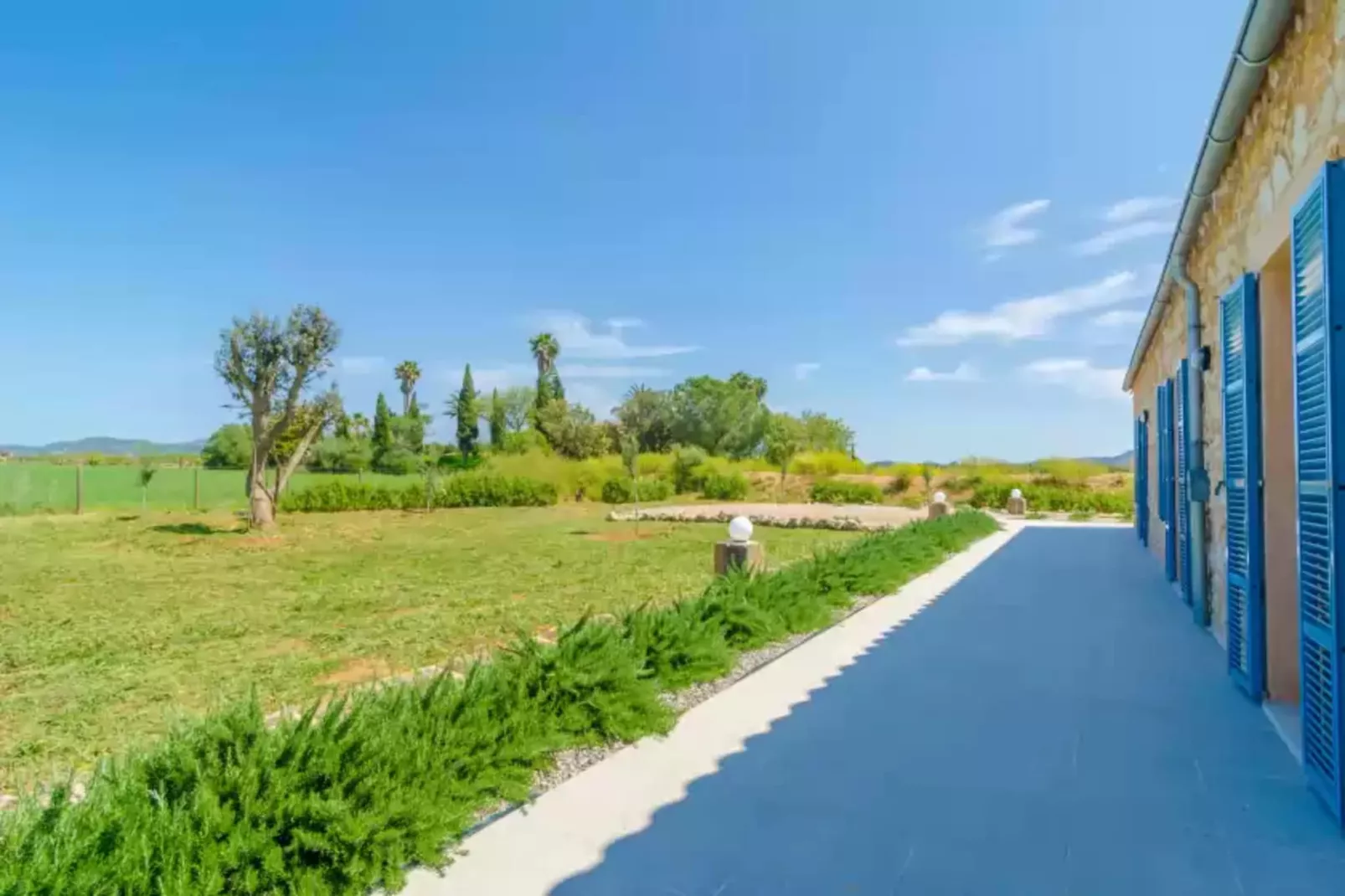 Can Gusti-Exterior summer