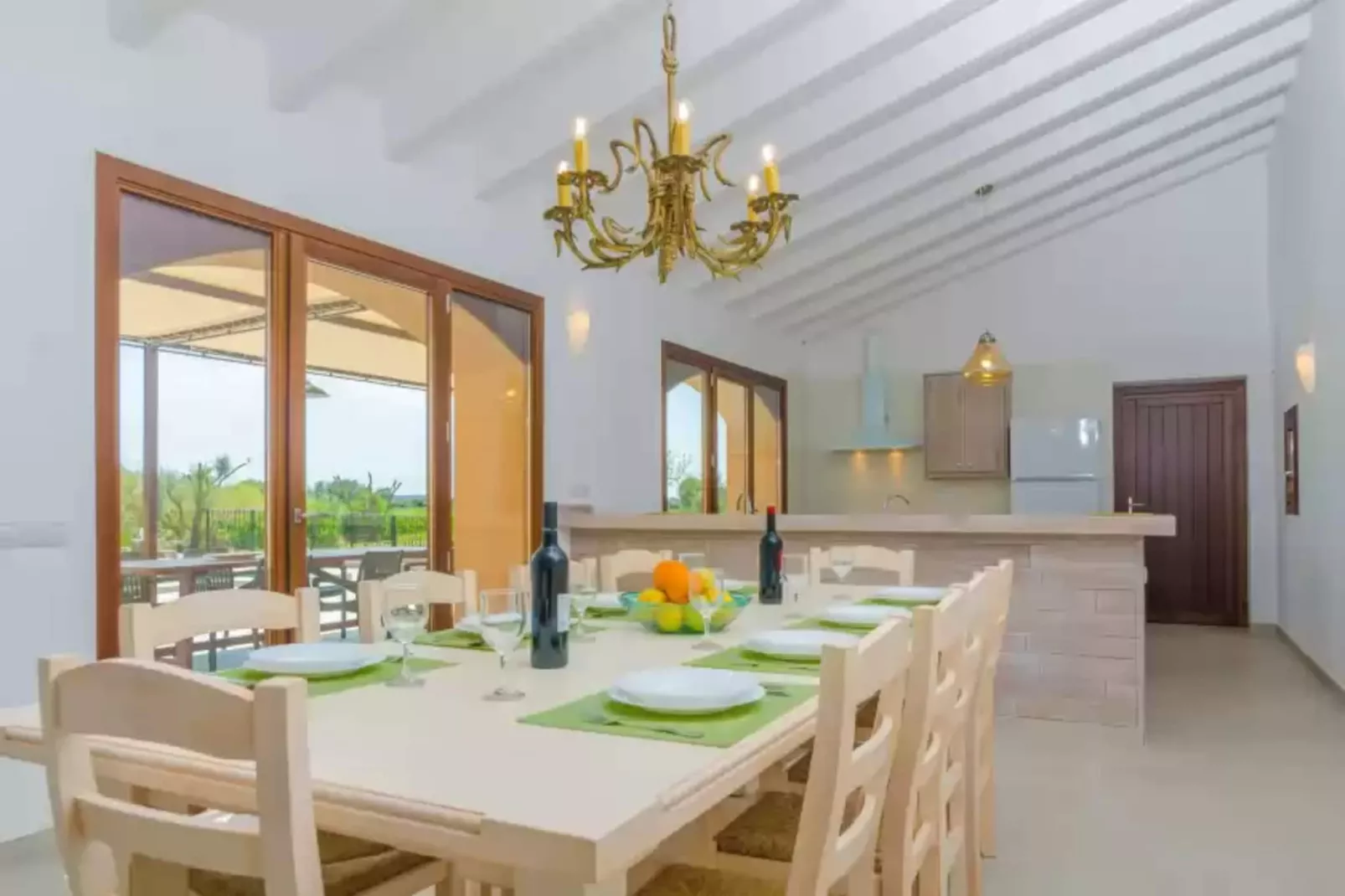 Can Gusti-Dining room