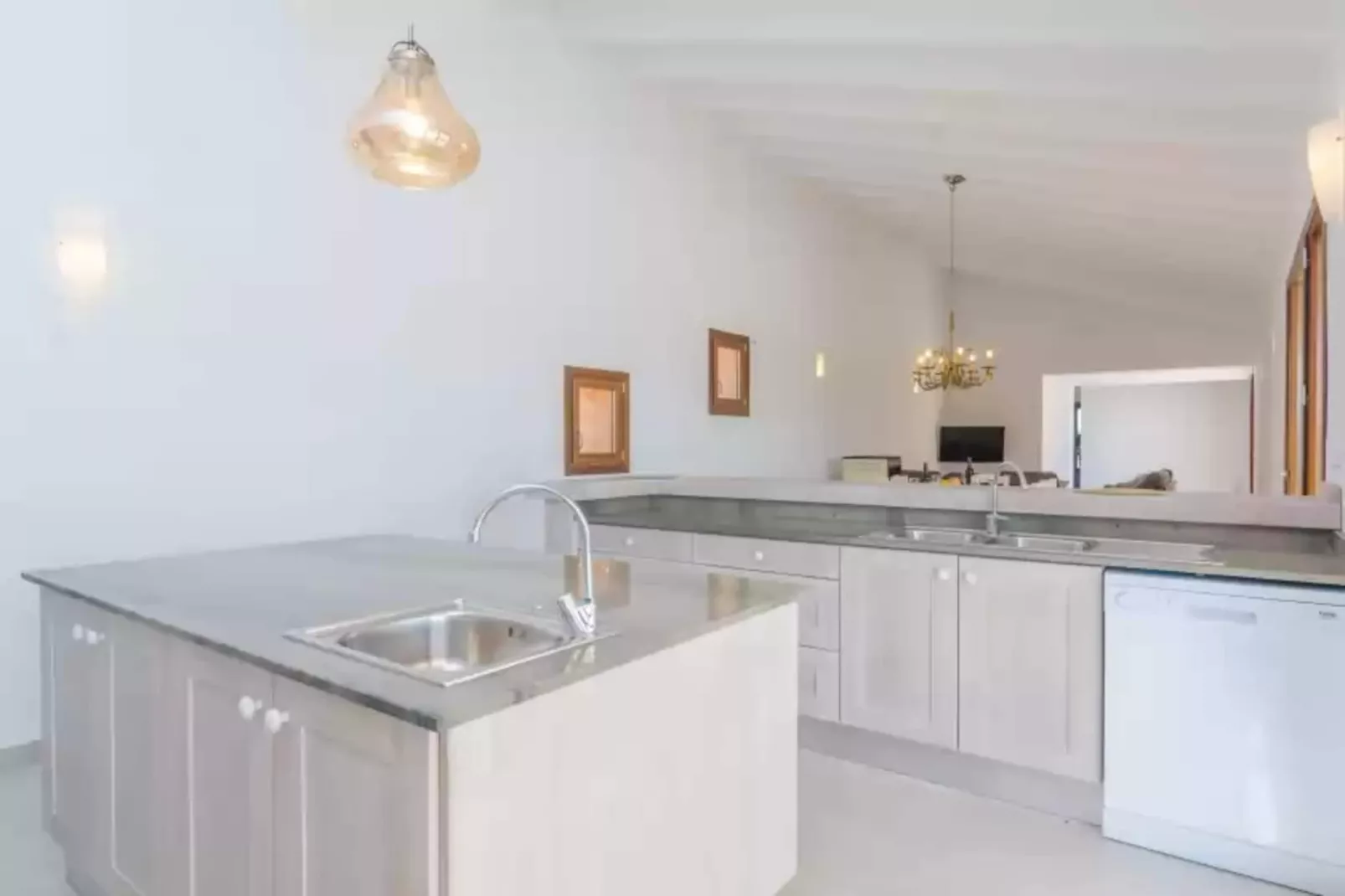 Can Gusti-Kitchen