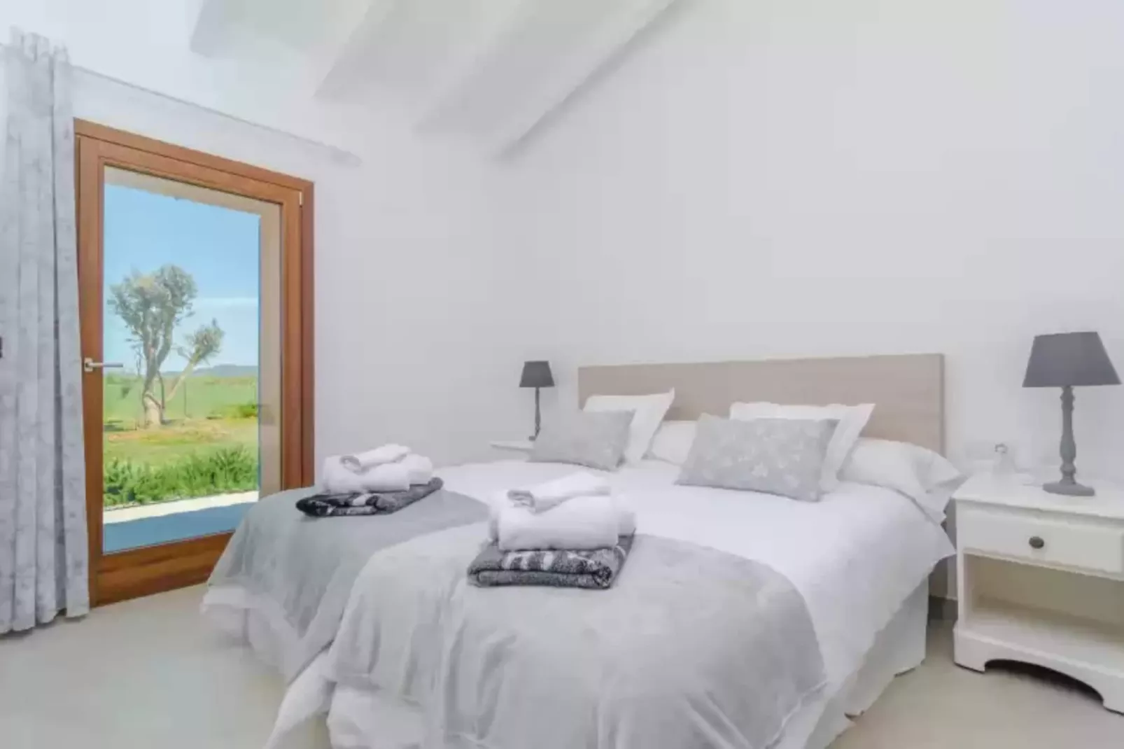 Can Gusti-Bedroom