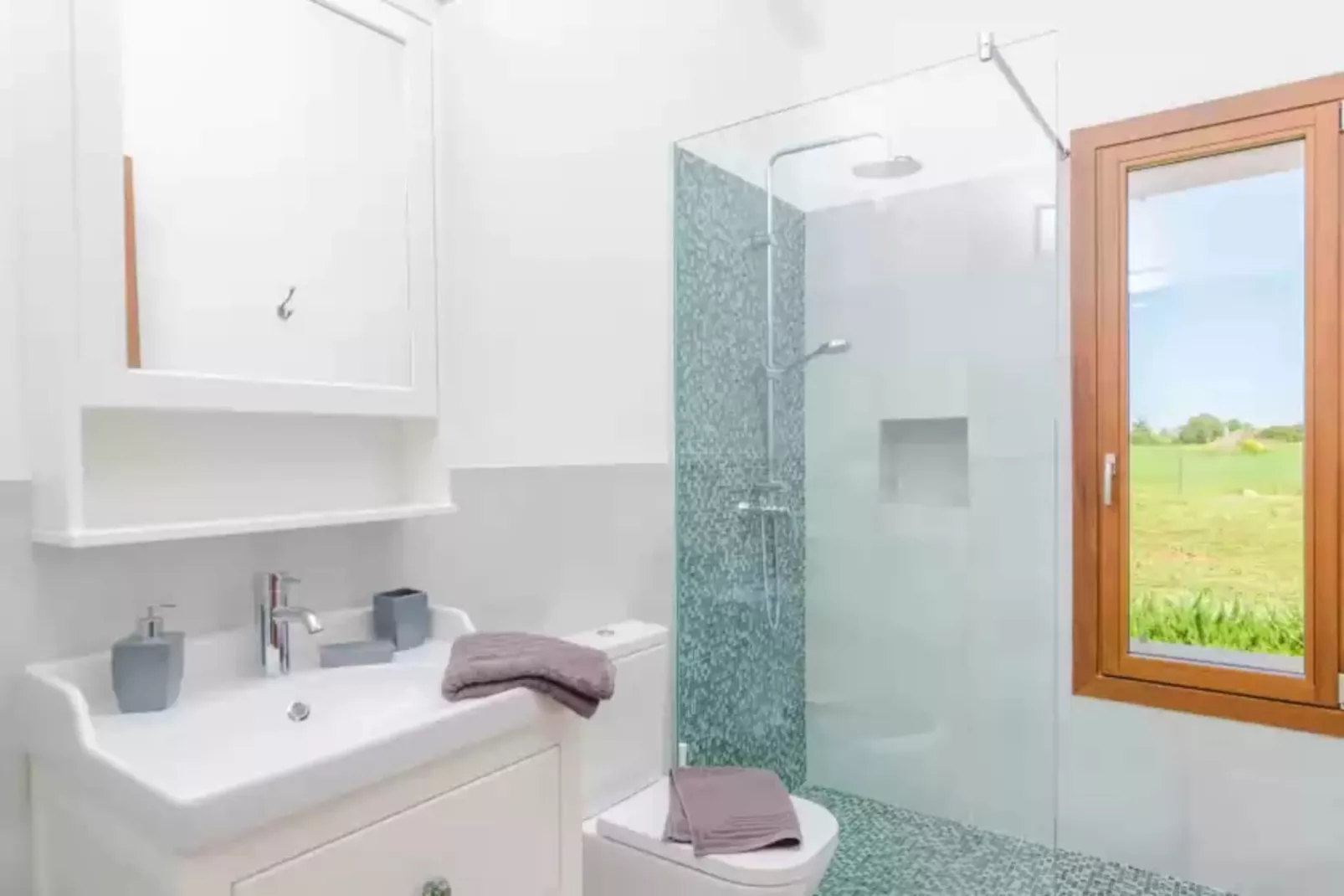 Can Gusti-Bathroom