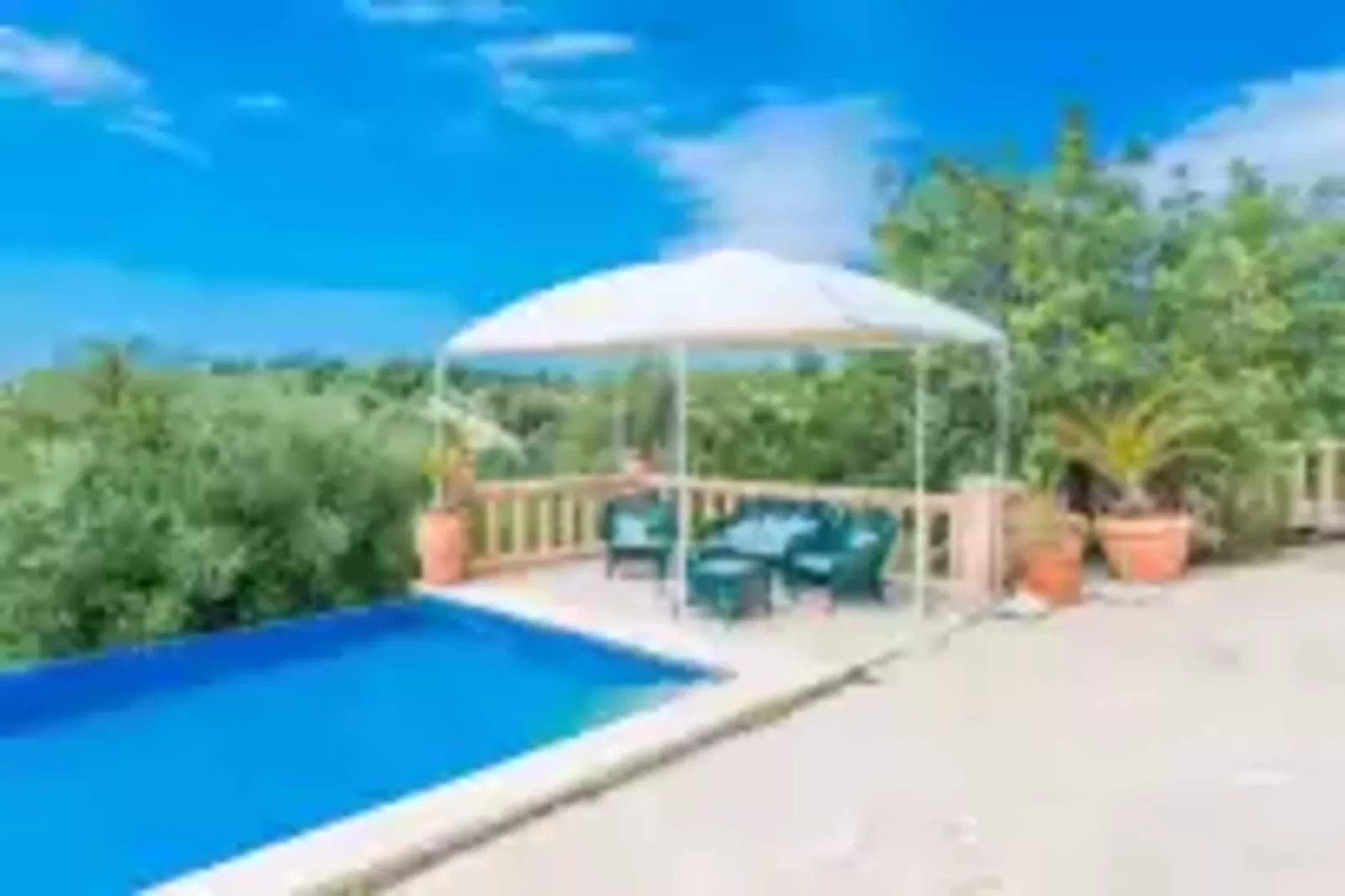 Can Canals-Pool