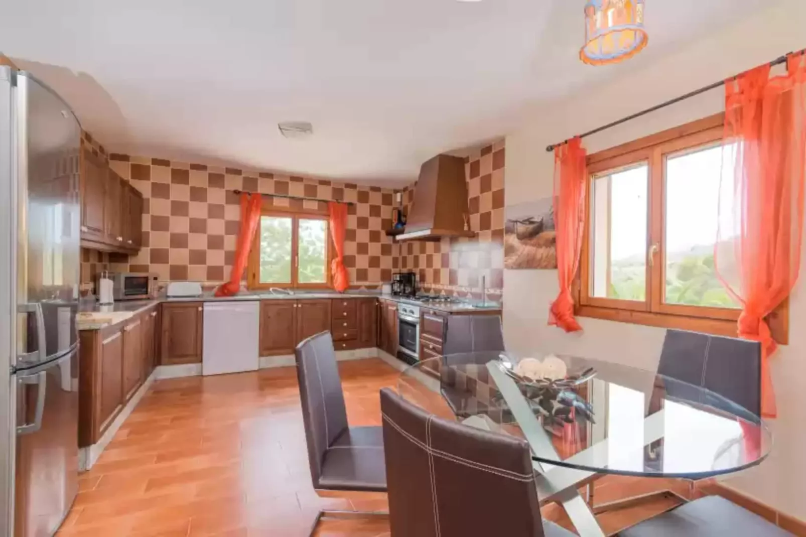 Can Canals-Dining room