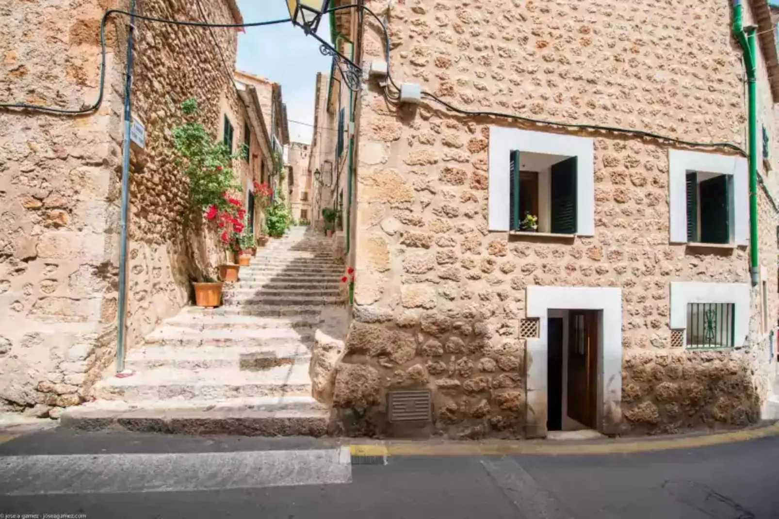 Can Mateu-Exterior summer