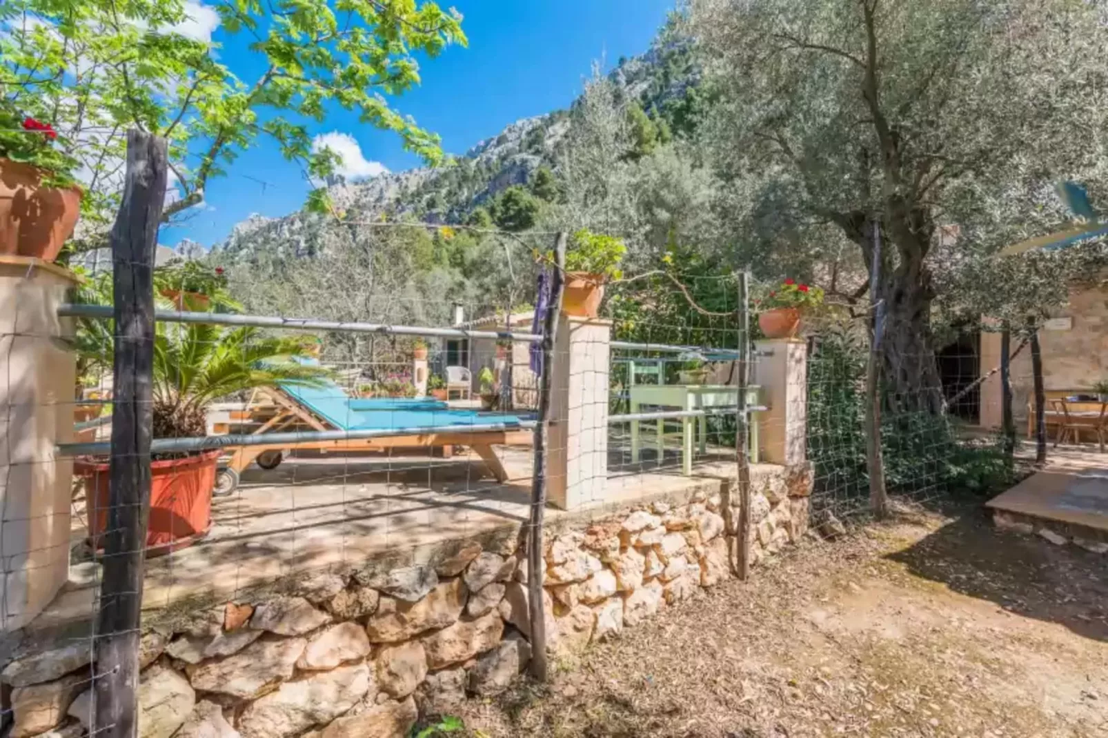 Can Mateu-Exterior summer