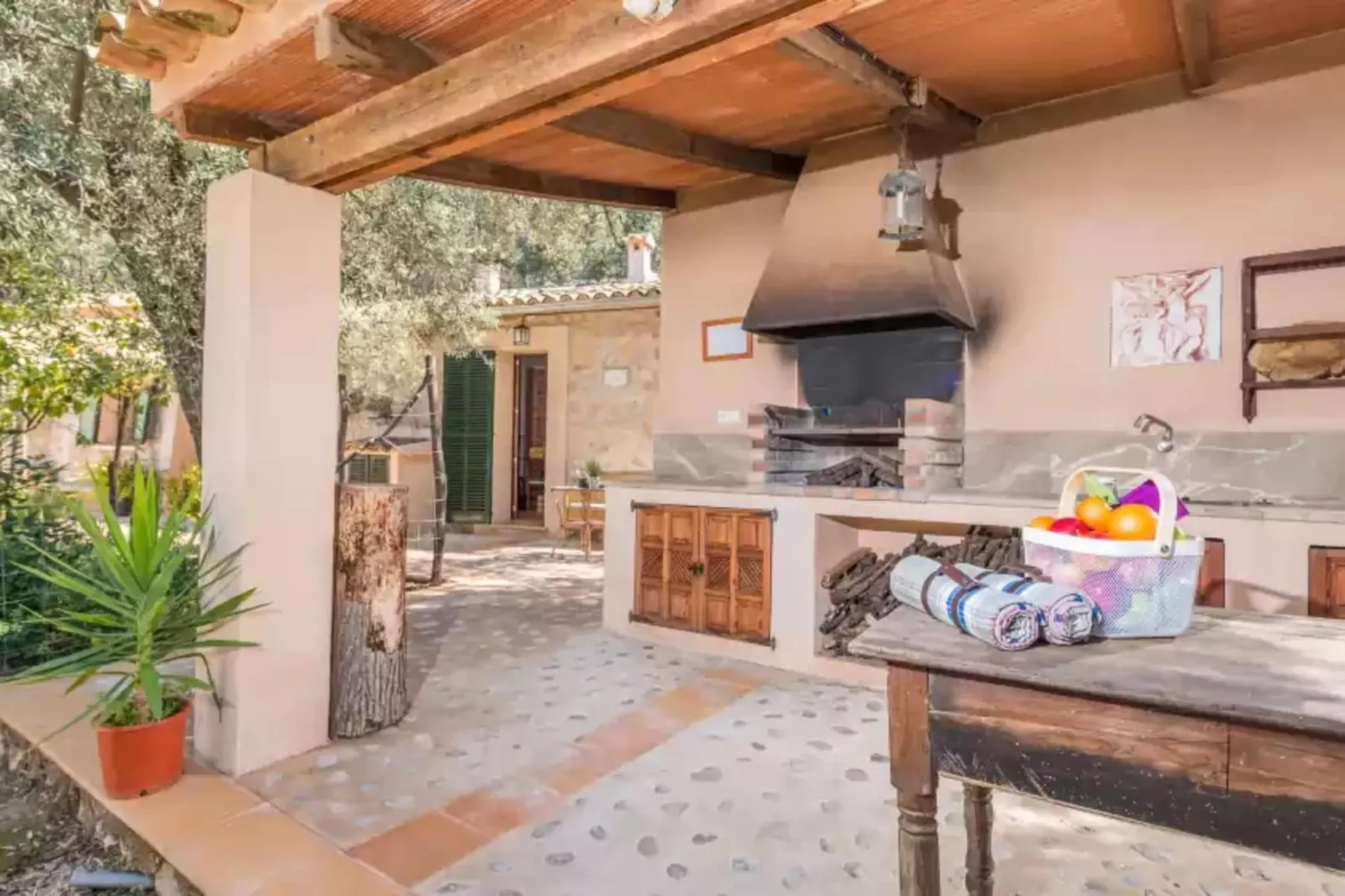 Can Mateu-Kitchen