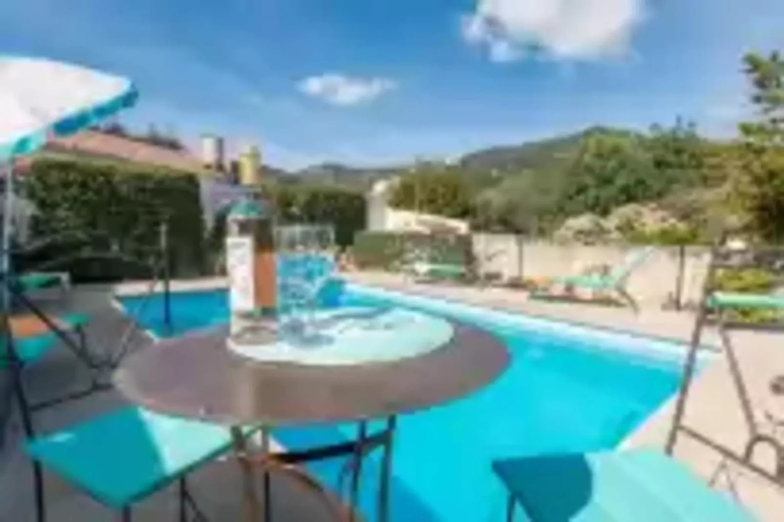 Construcciones Balaguer-Facilities