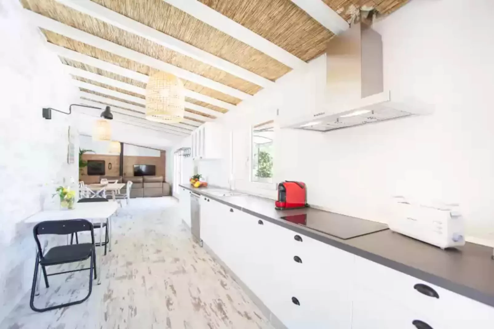 Can Joan Des Forn-Kitchen