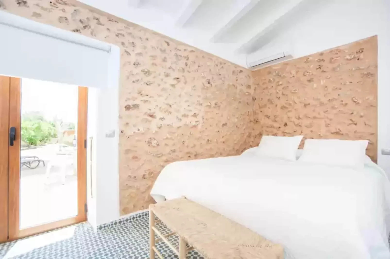 Can Joan Des Forn-Bedroom
