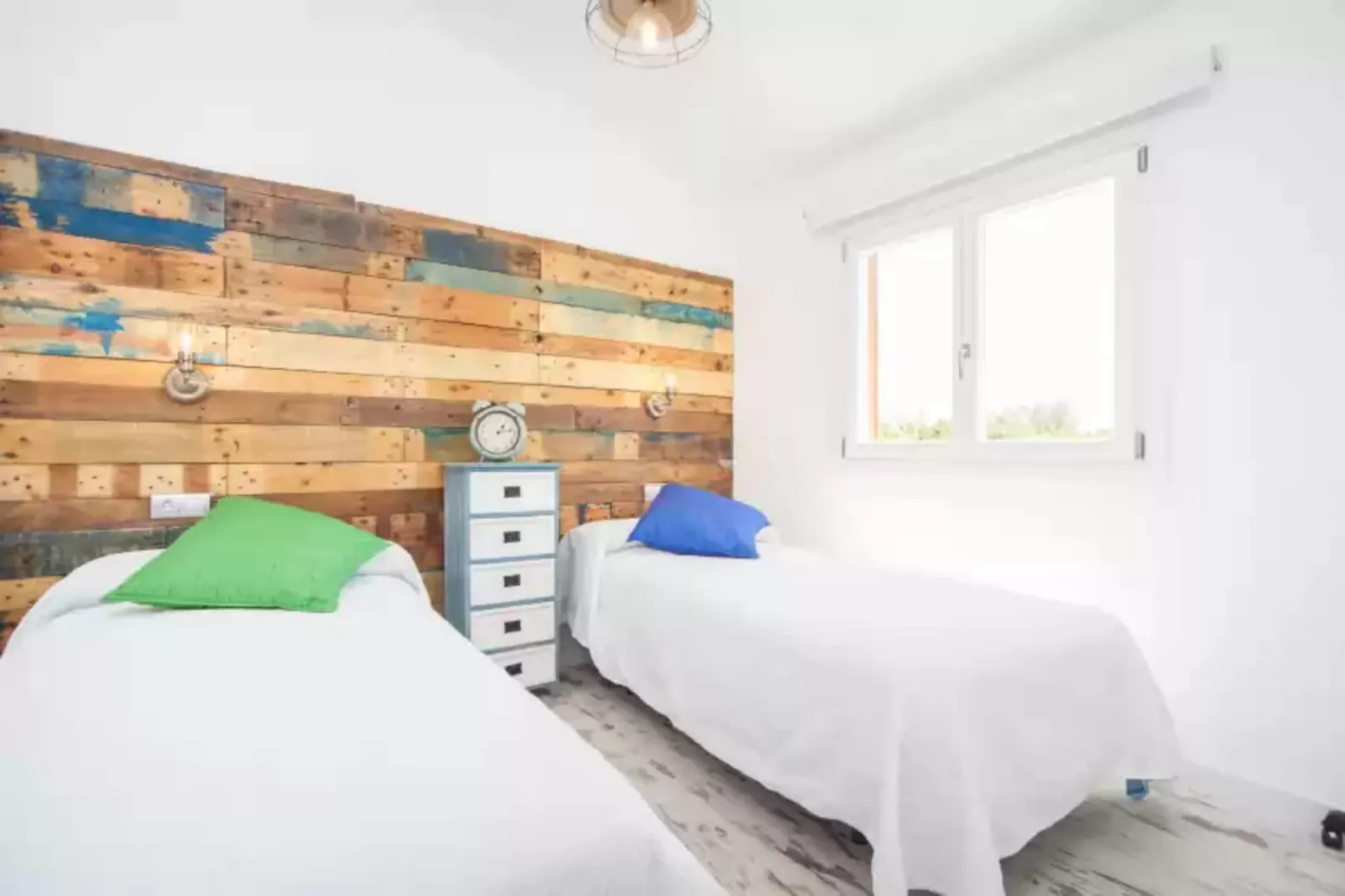 Can Joan Des Forn-Bedroom