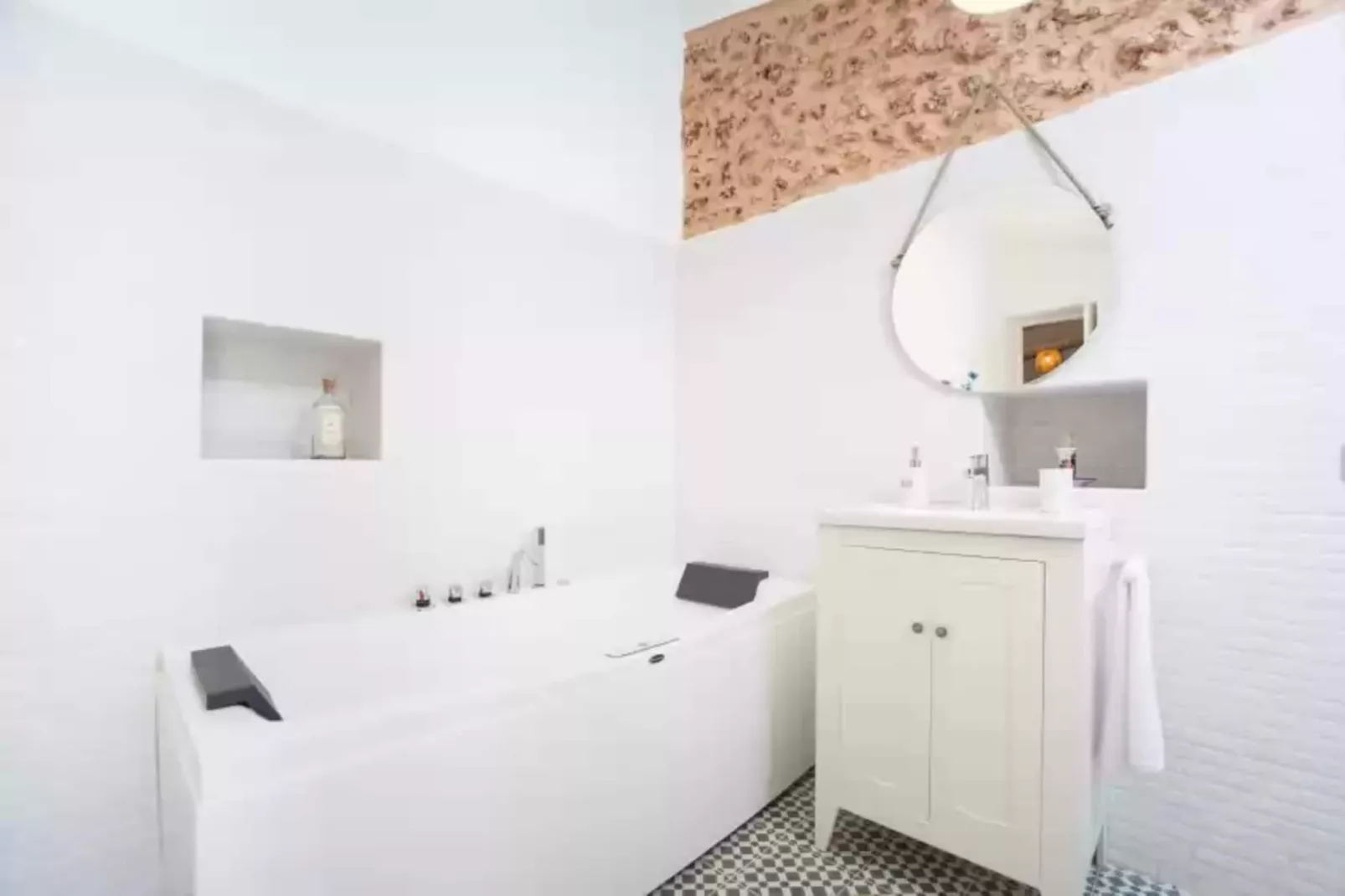 Can Joan Des Forn-Bathroom