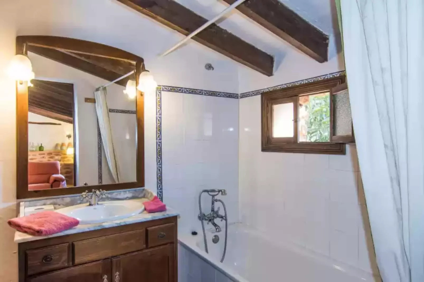 Es Rafal Roig (galiner)-Bathroom