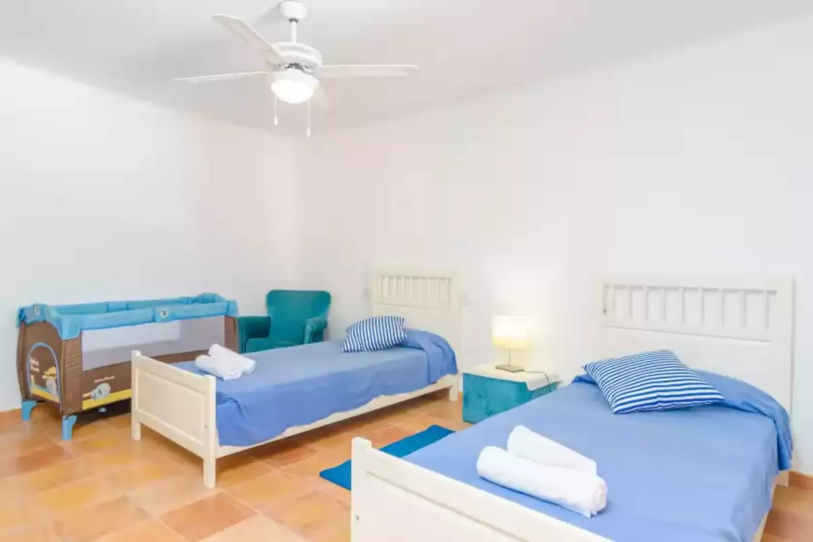 Can Salas-Bedroom