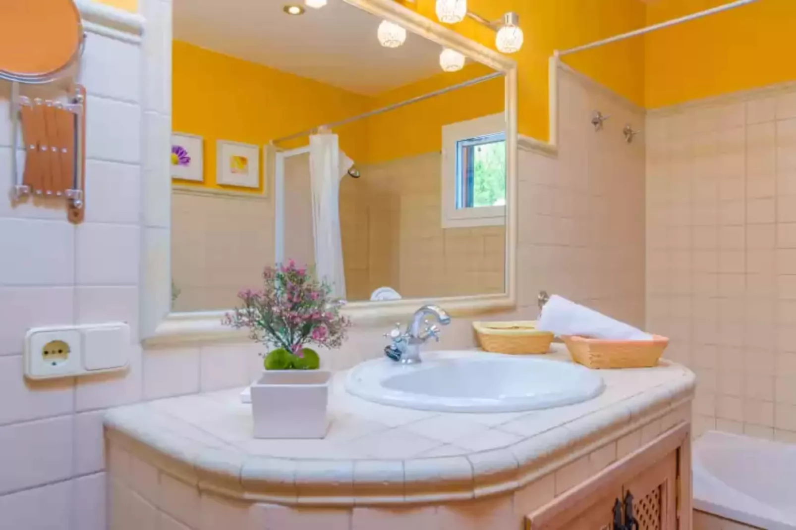 Villa Divina-Bathroom
