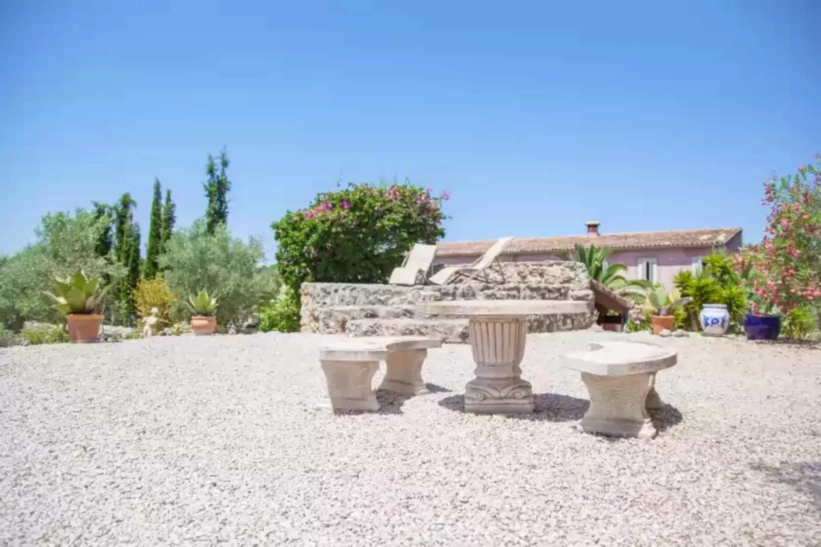 Can Pina - Eco Groc --Gardens summer